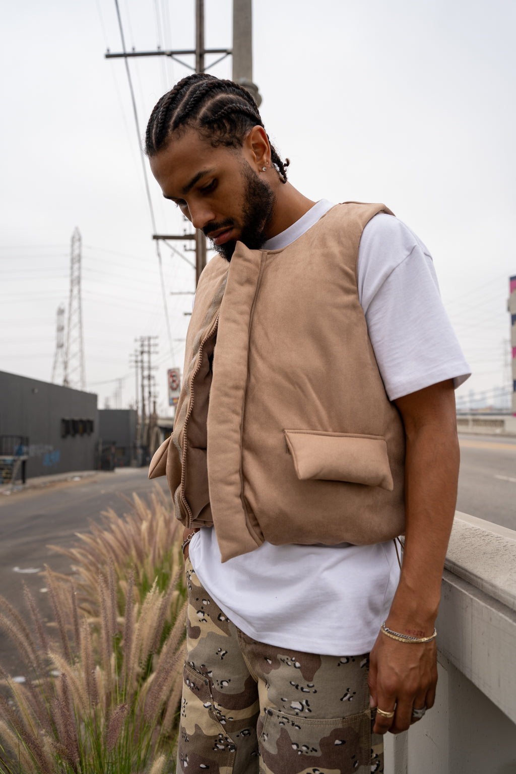EPTM SUEDE BUBBLE VEST-TAN