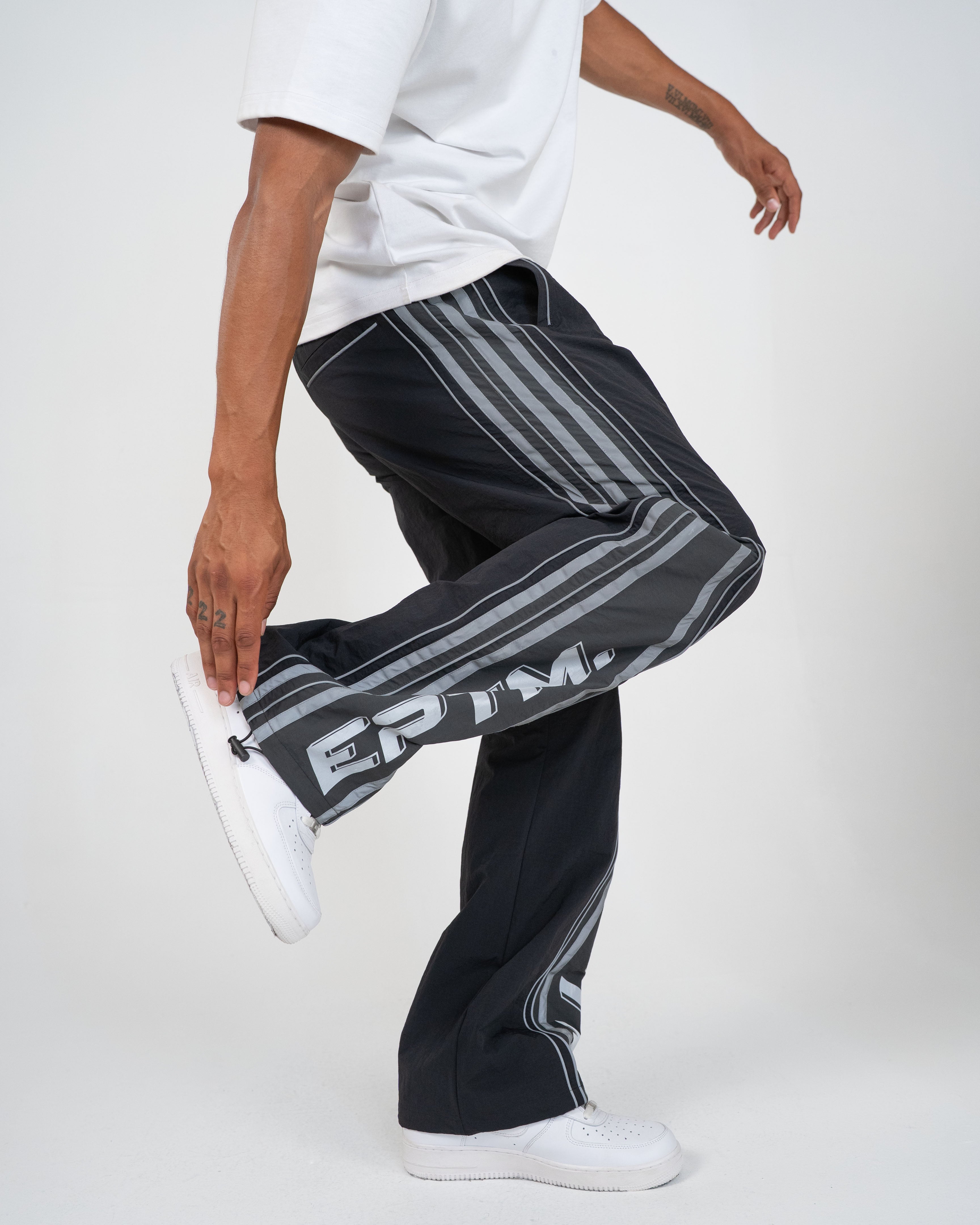 EPTM Cinco Pants - Black