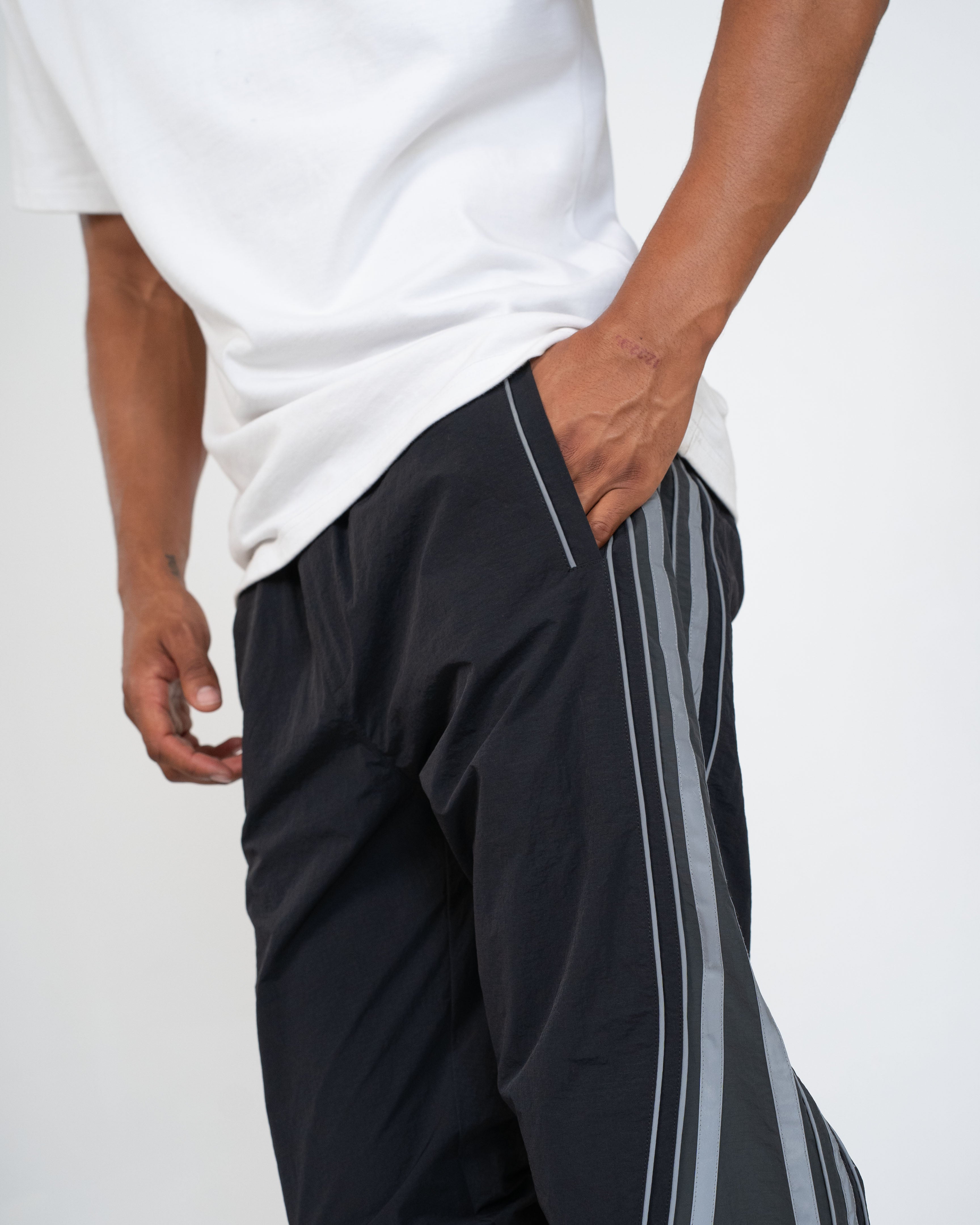 EPTM Cinco Pants - Black