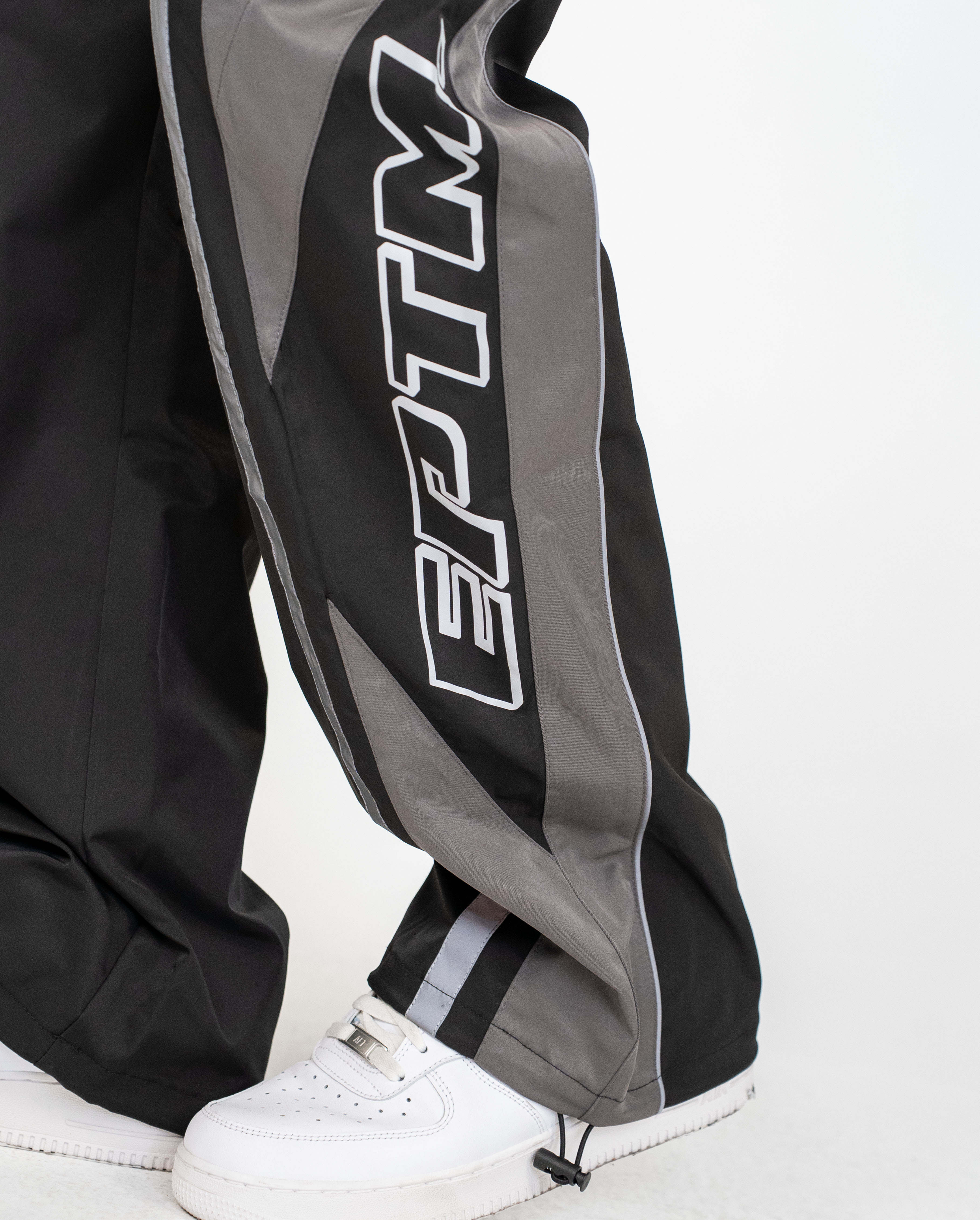 EPTM Derek Pants - Black