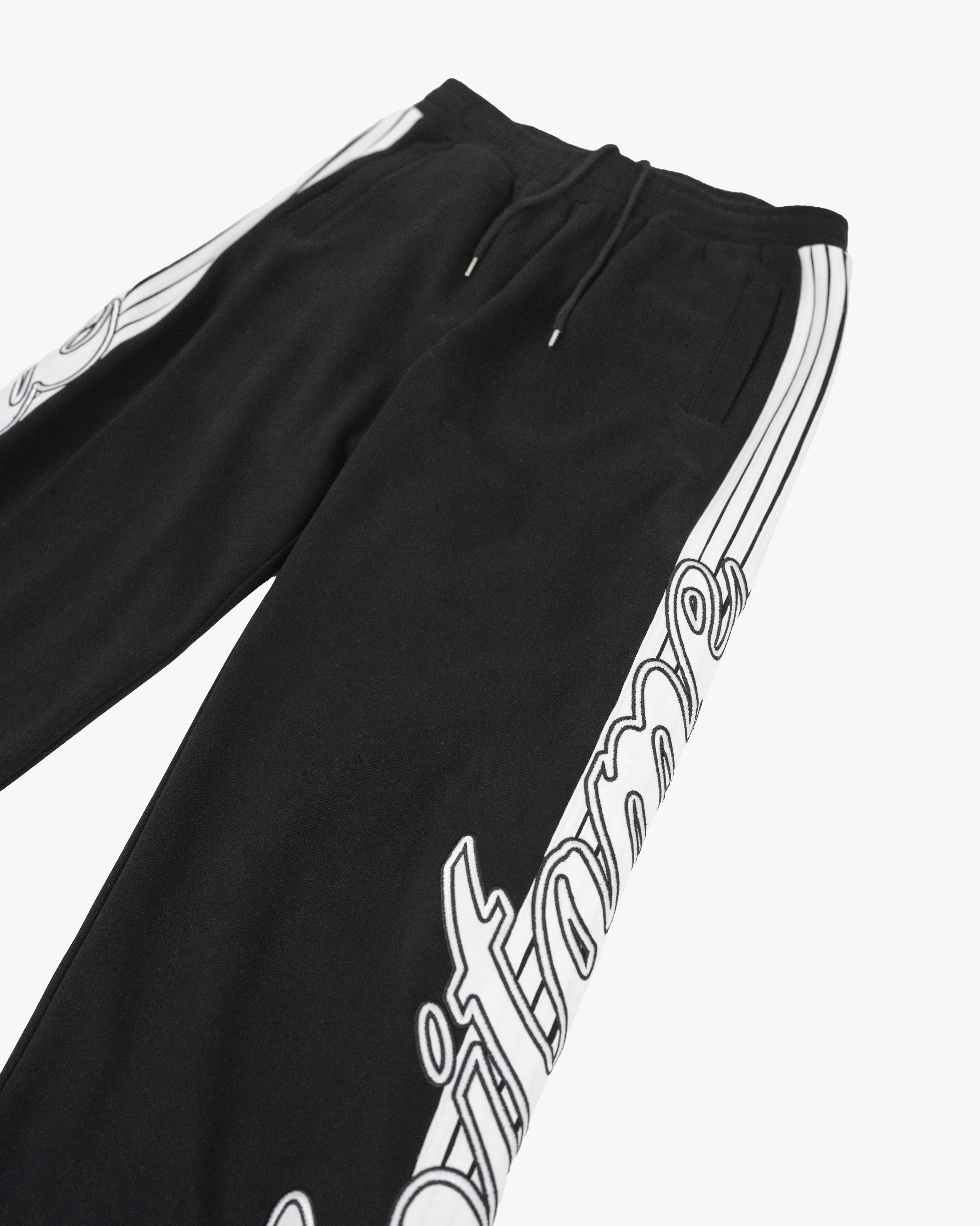 EPTM Epitome Sweatpants - Black