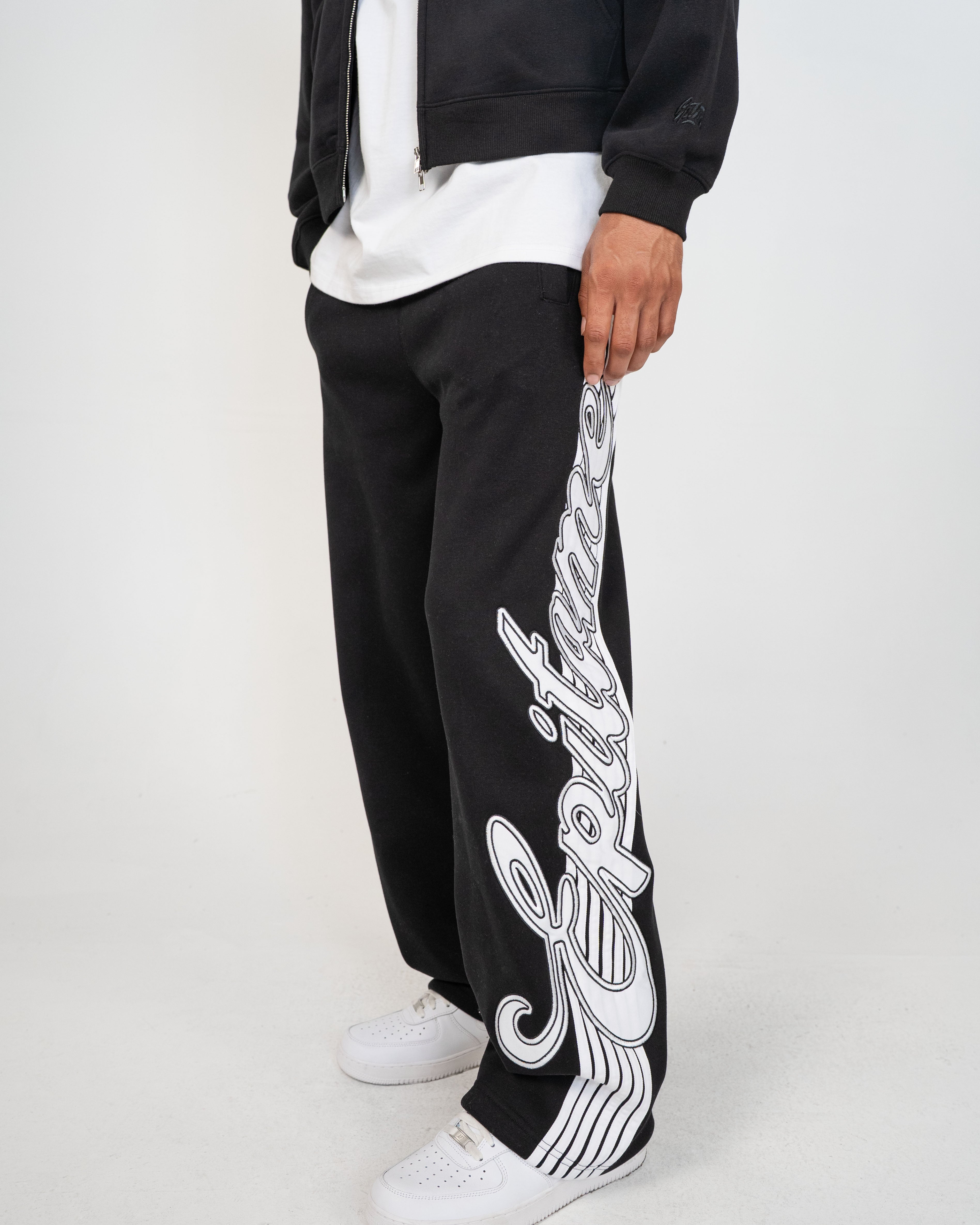 EPTM Epitome Sweatpants - Black