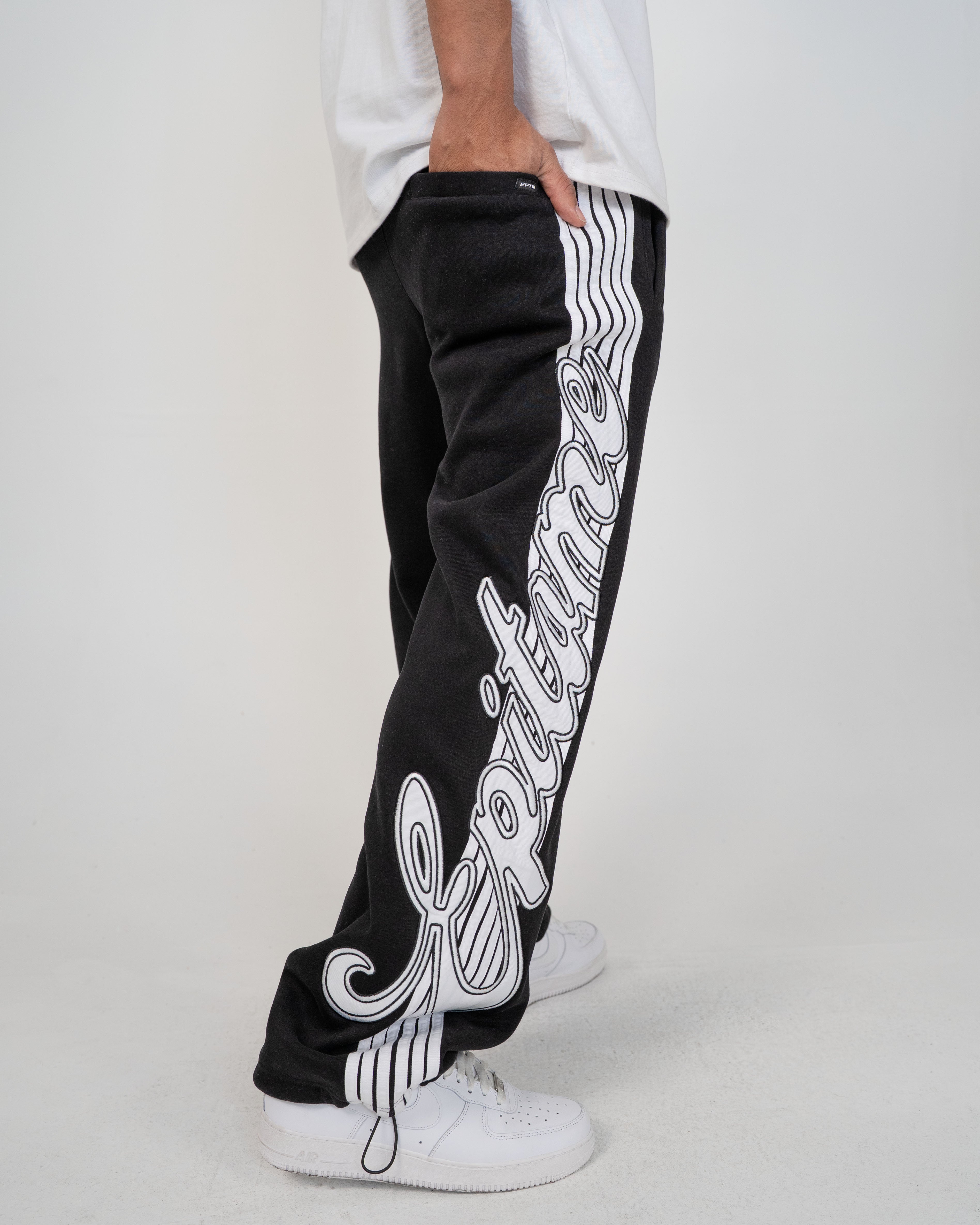 EPTM Epitome Sweatpants - Black