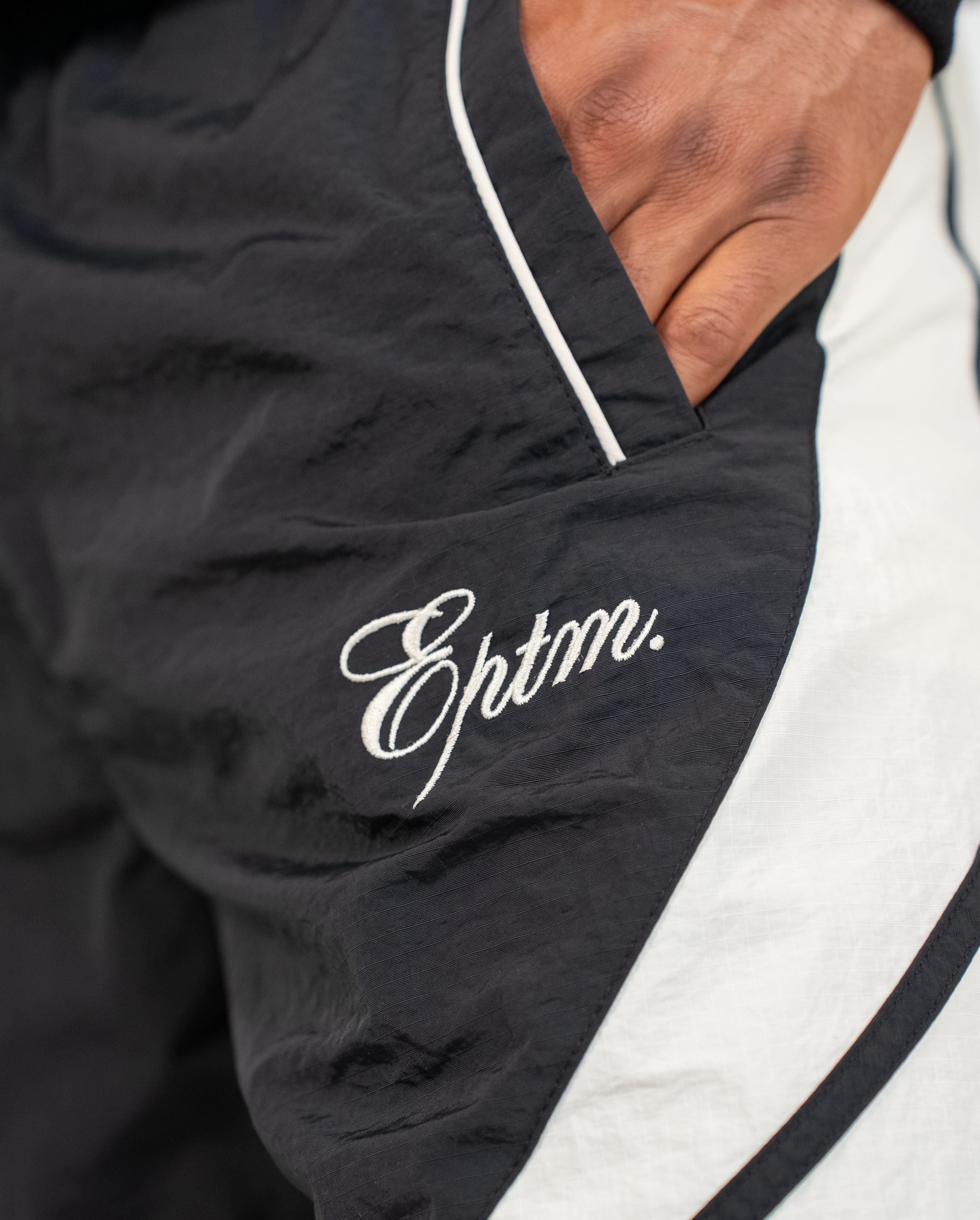EPTM Hanger Shorts - Black