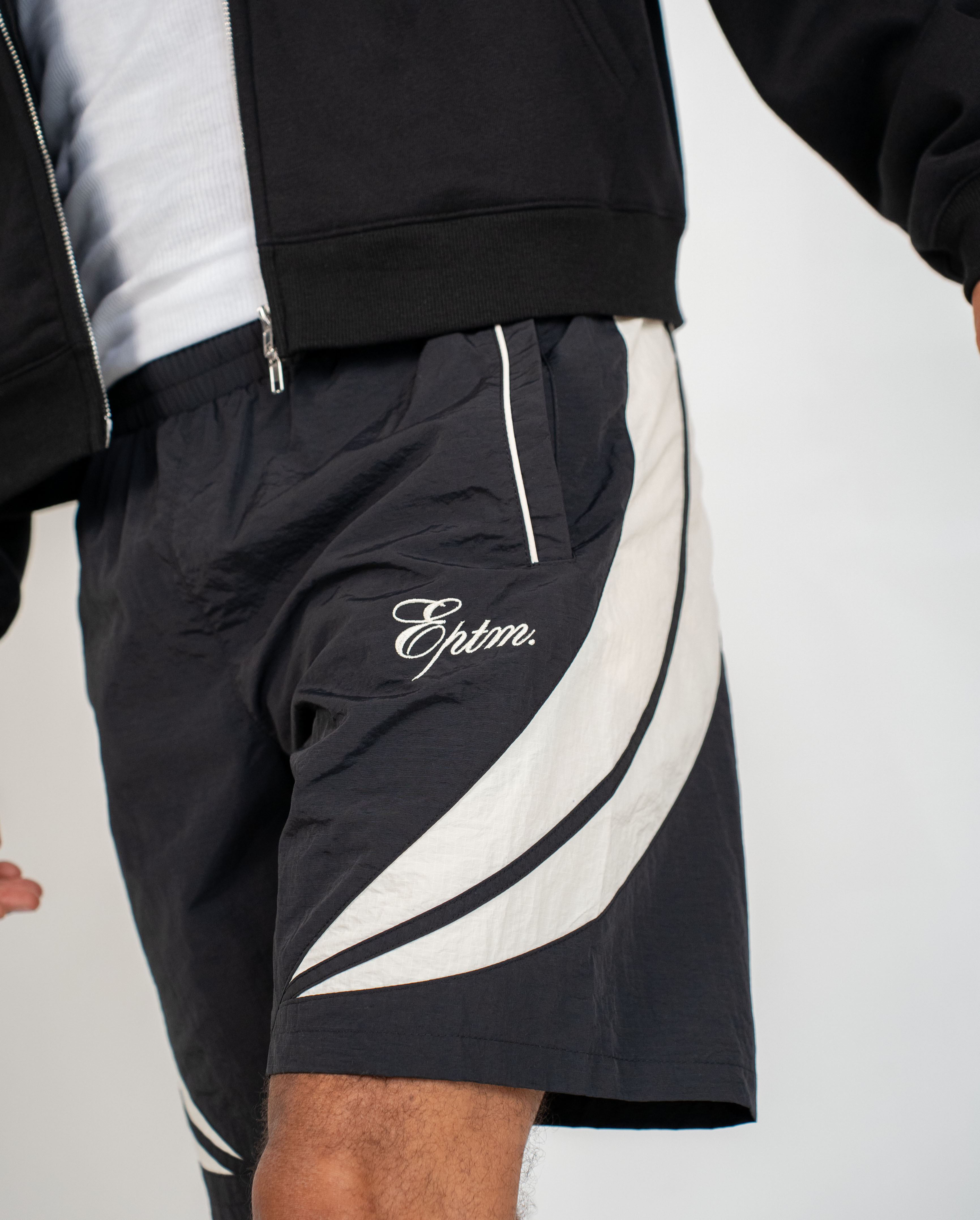 EPTM Hanger Shorts - Black