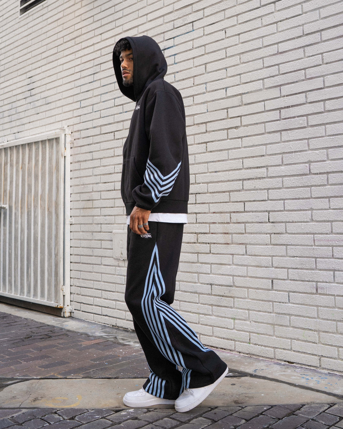 EPTM Highline Zip Up Hoodie - Black