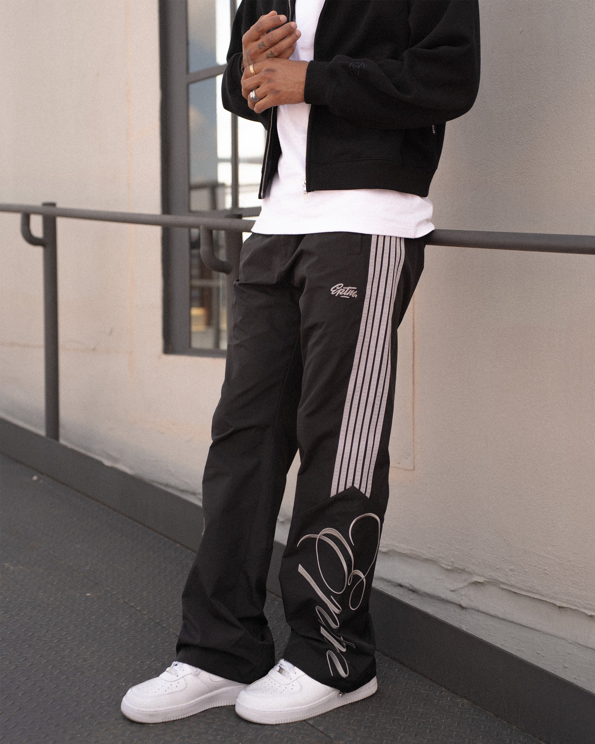 EPTM Kairo Pants - Black