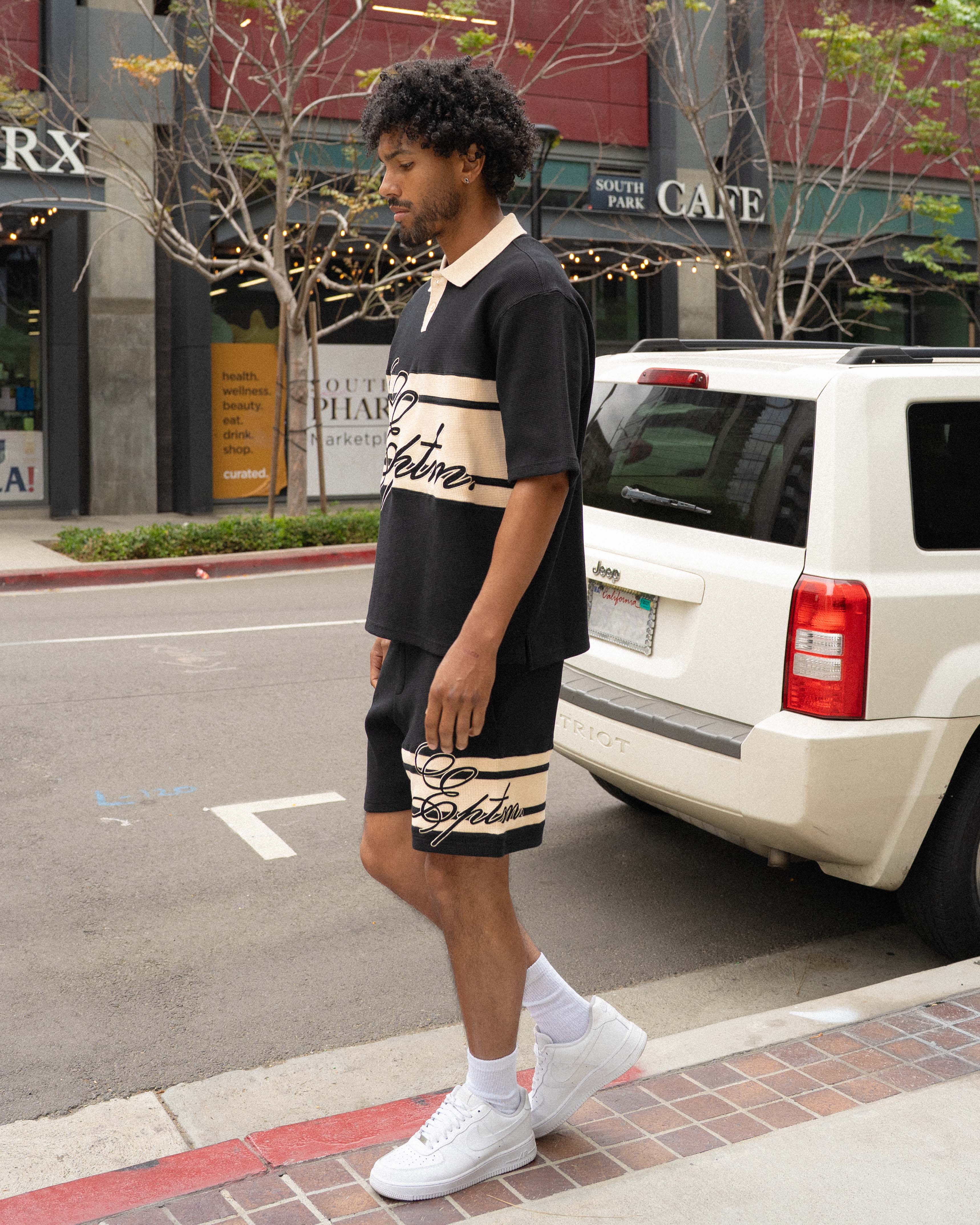 EPTM Kora Shorts - Black