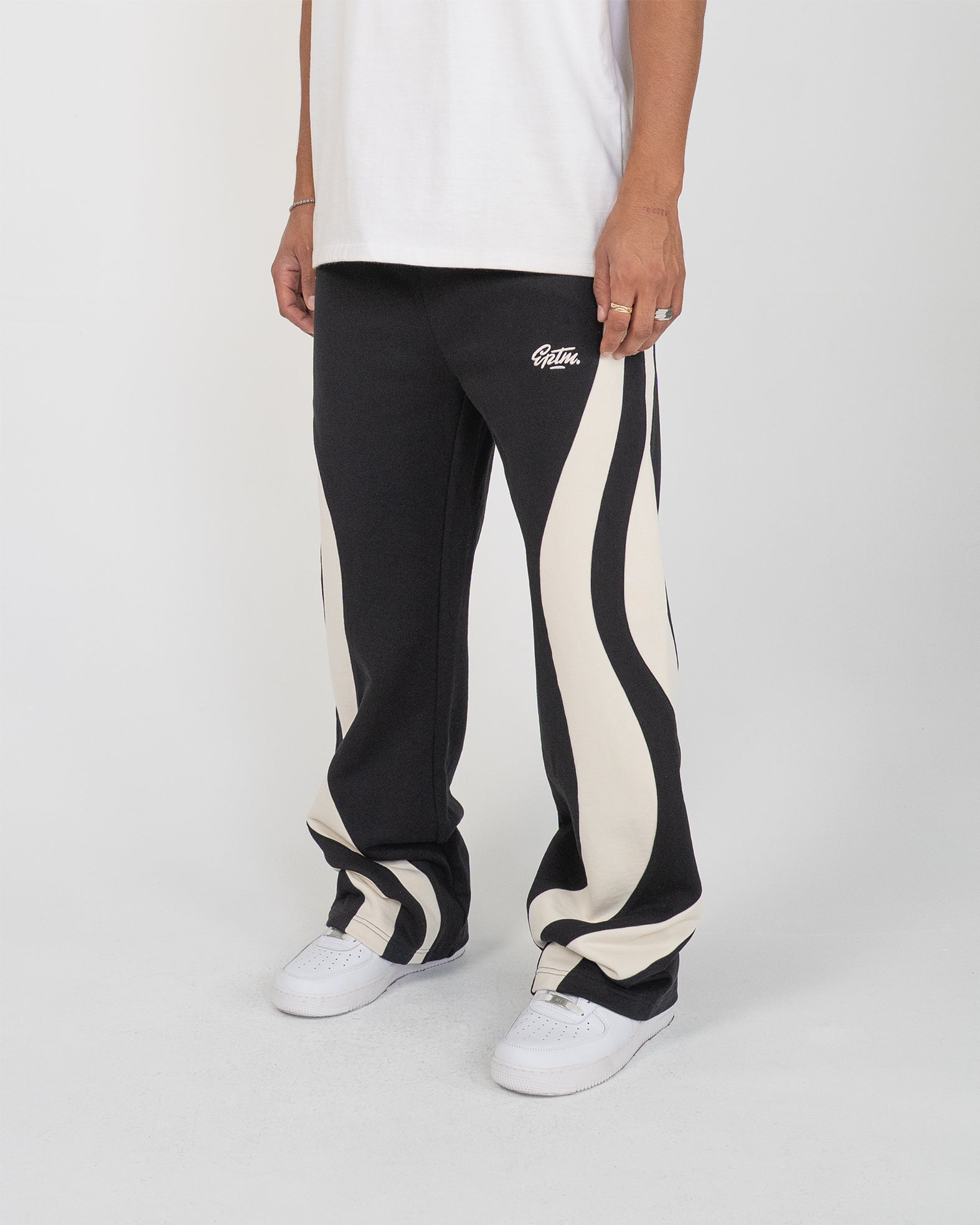 EPTM Montana Sweatpants - Black