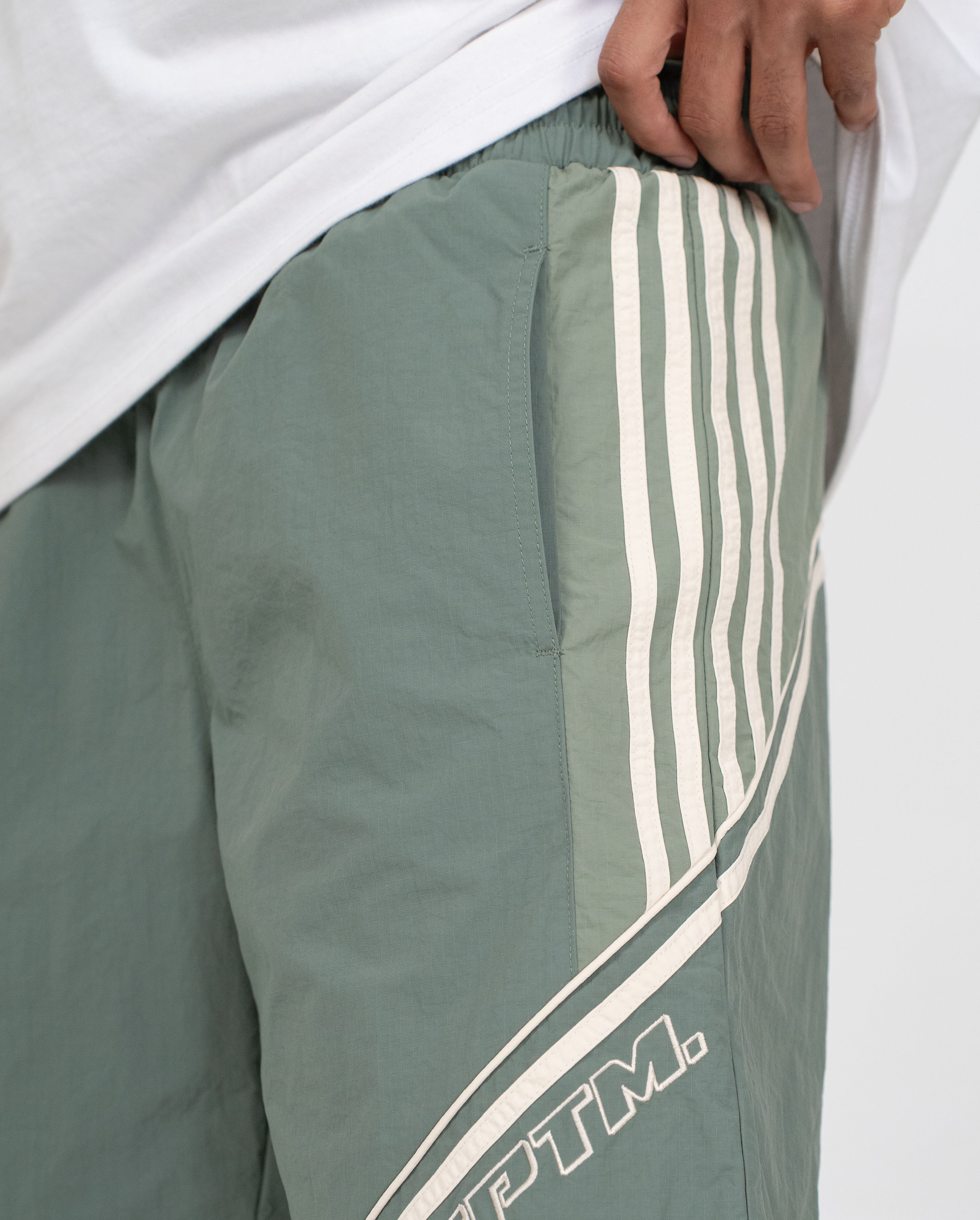 EPTM Ozone Shorts - Dark Sage