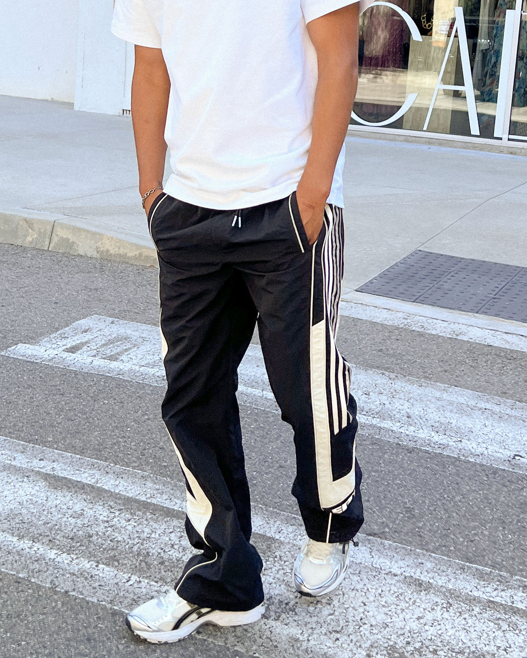 EPTM Palido Pants - Black