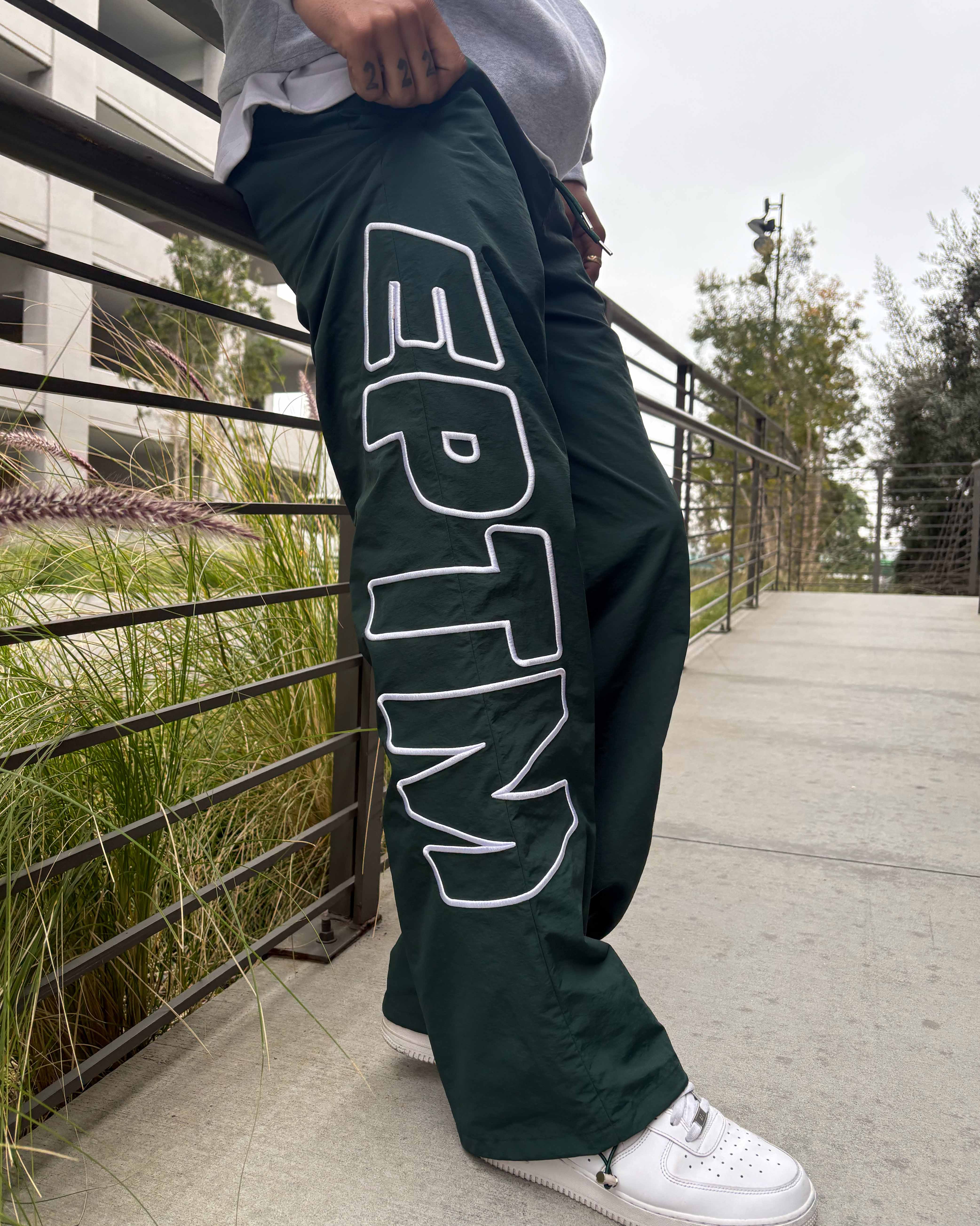 EPTM Logo Pants - Forest Green