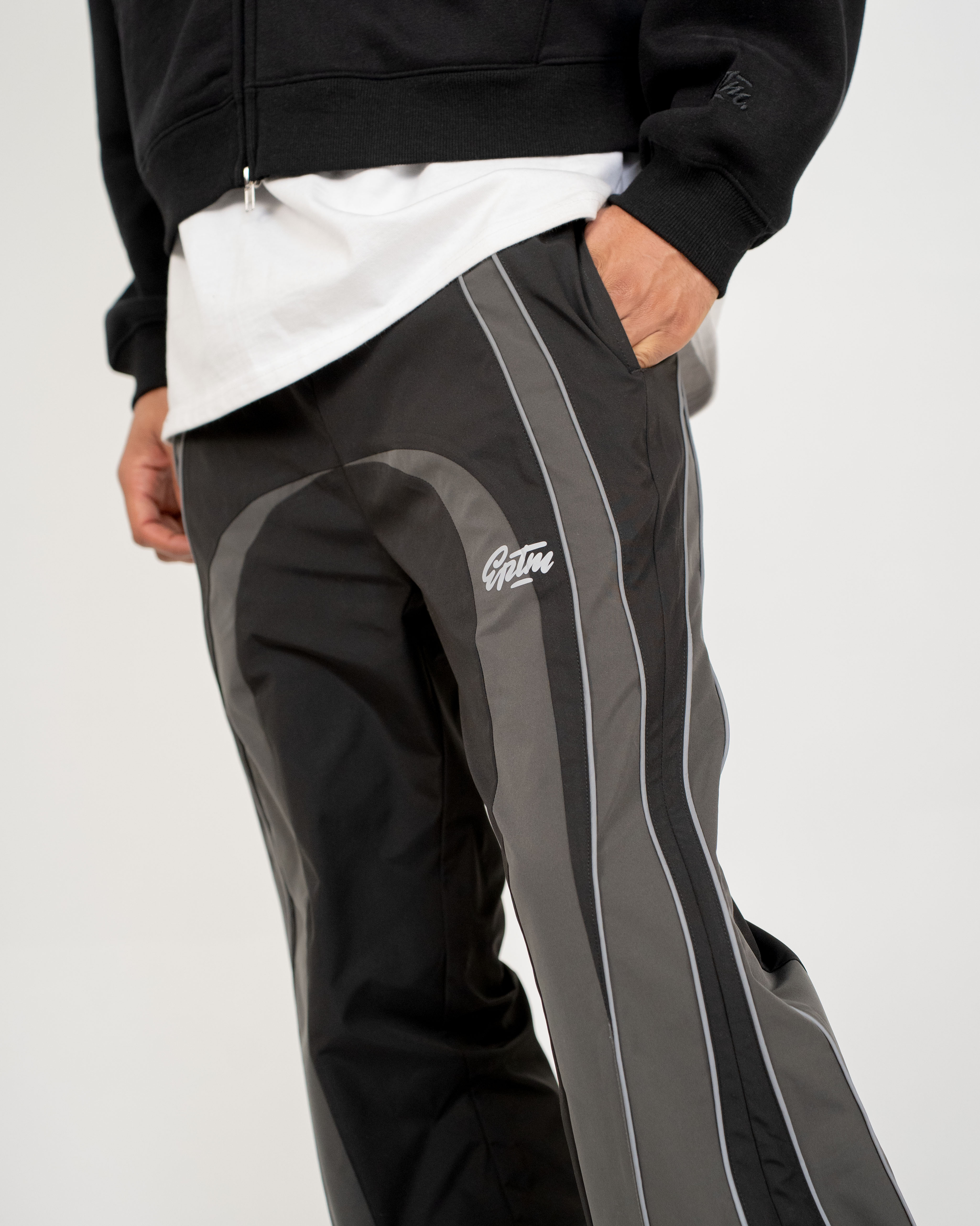 EPTM Uo Pants - Black