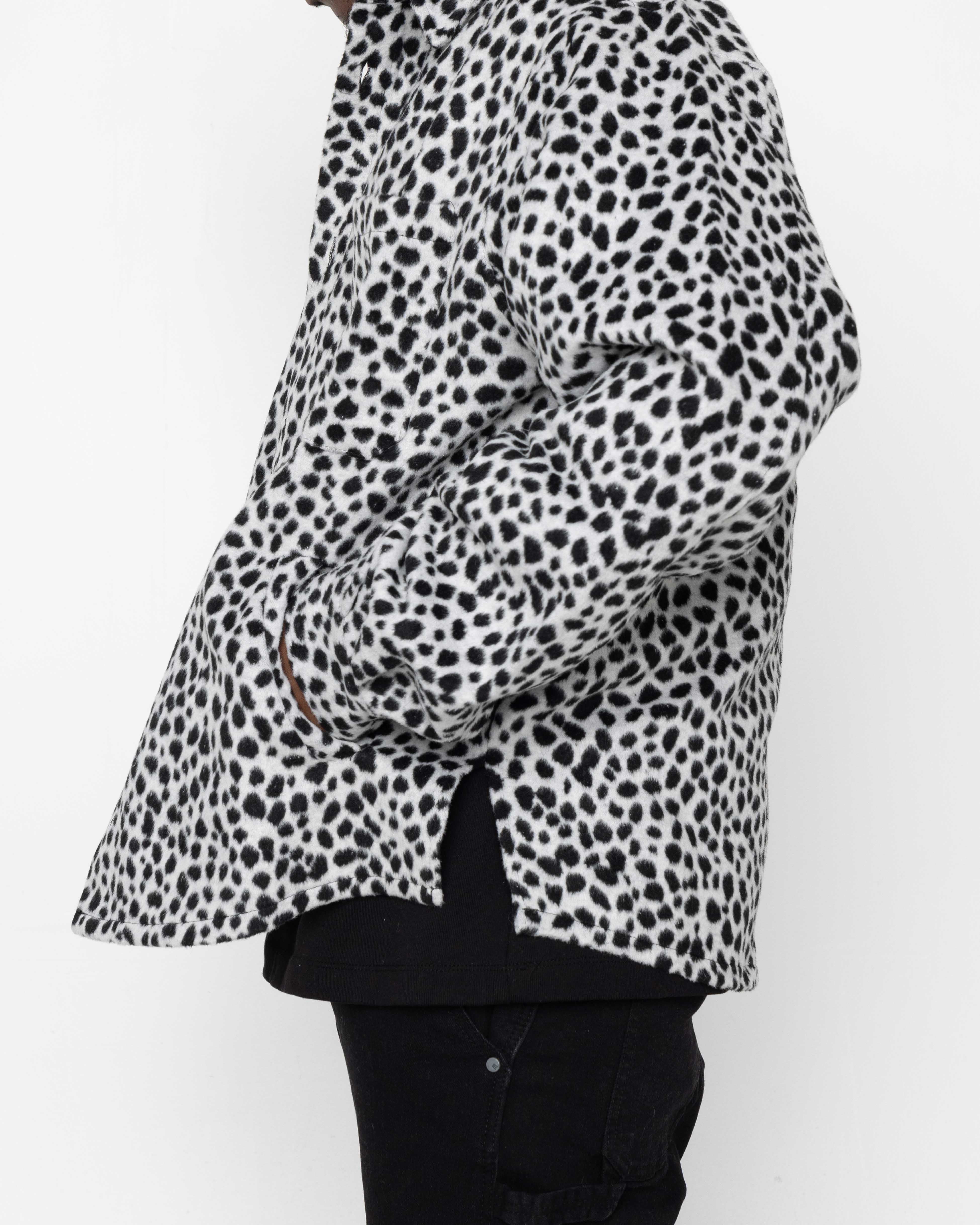 EPTM Side Slit Flannel - Snow Leopard