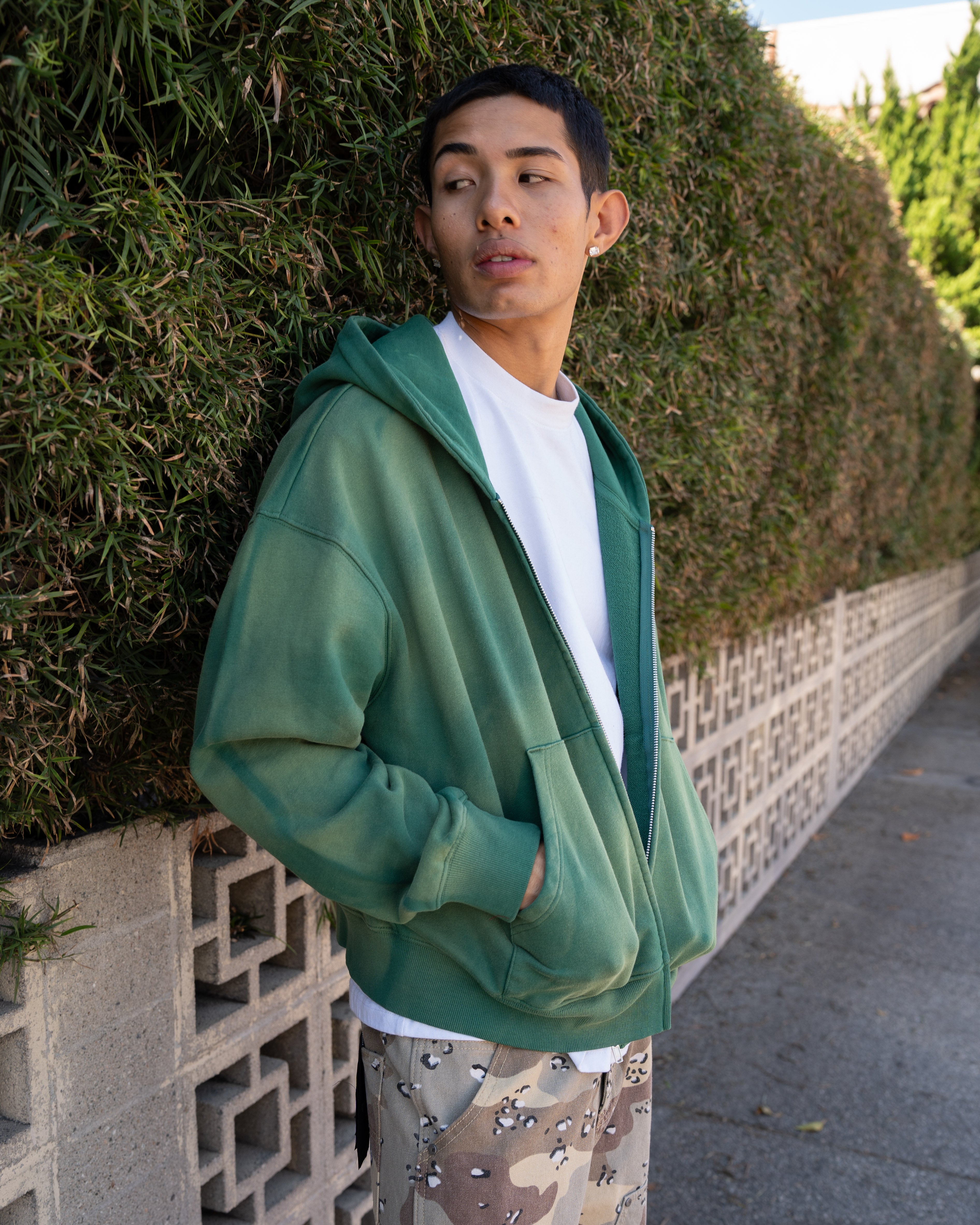 EPTM SUN FADED CROPPED ZIP UP HOODIE - HUNTER GREEN