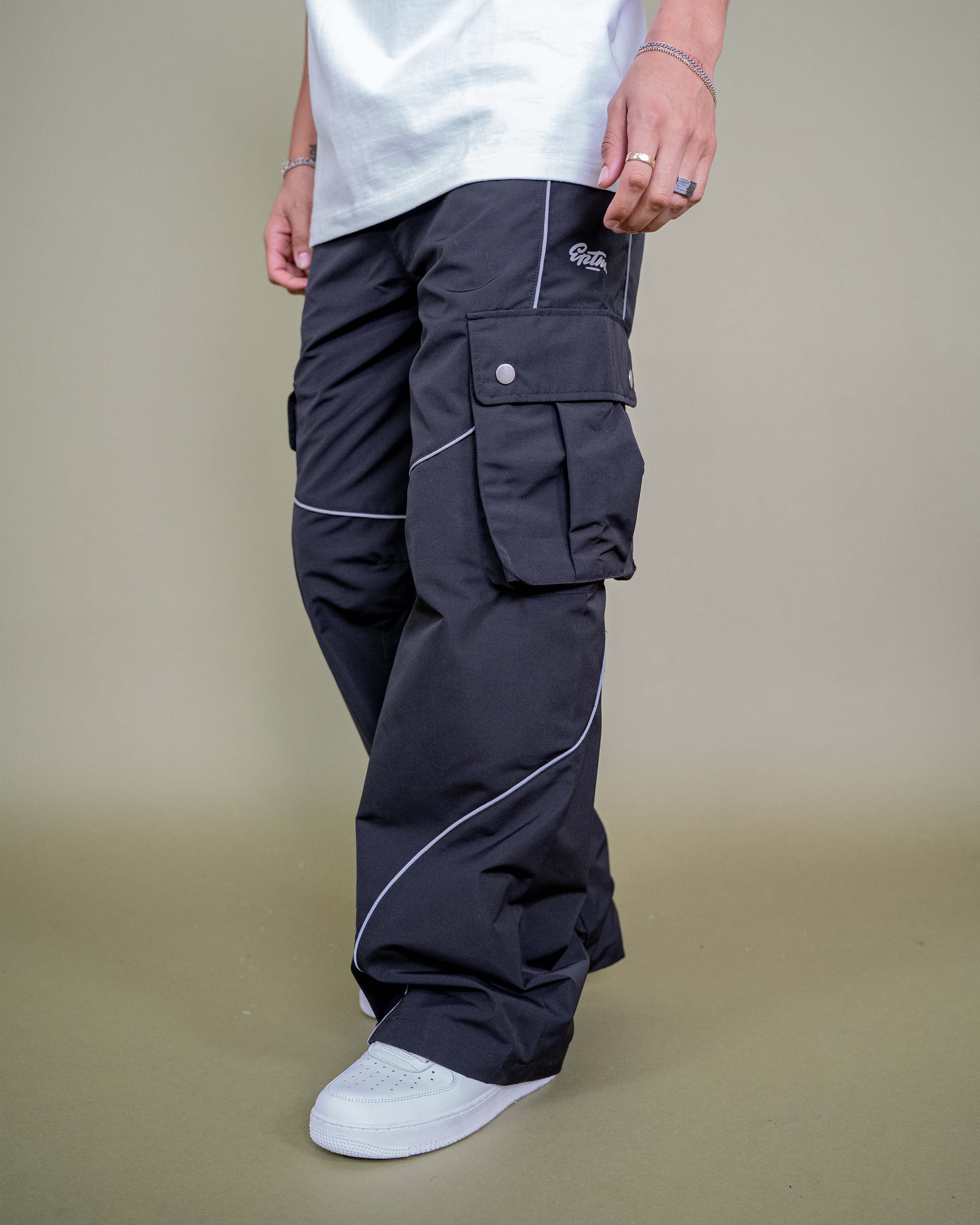 EPTM ALPHA CARGO PANTS - BLACK