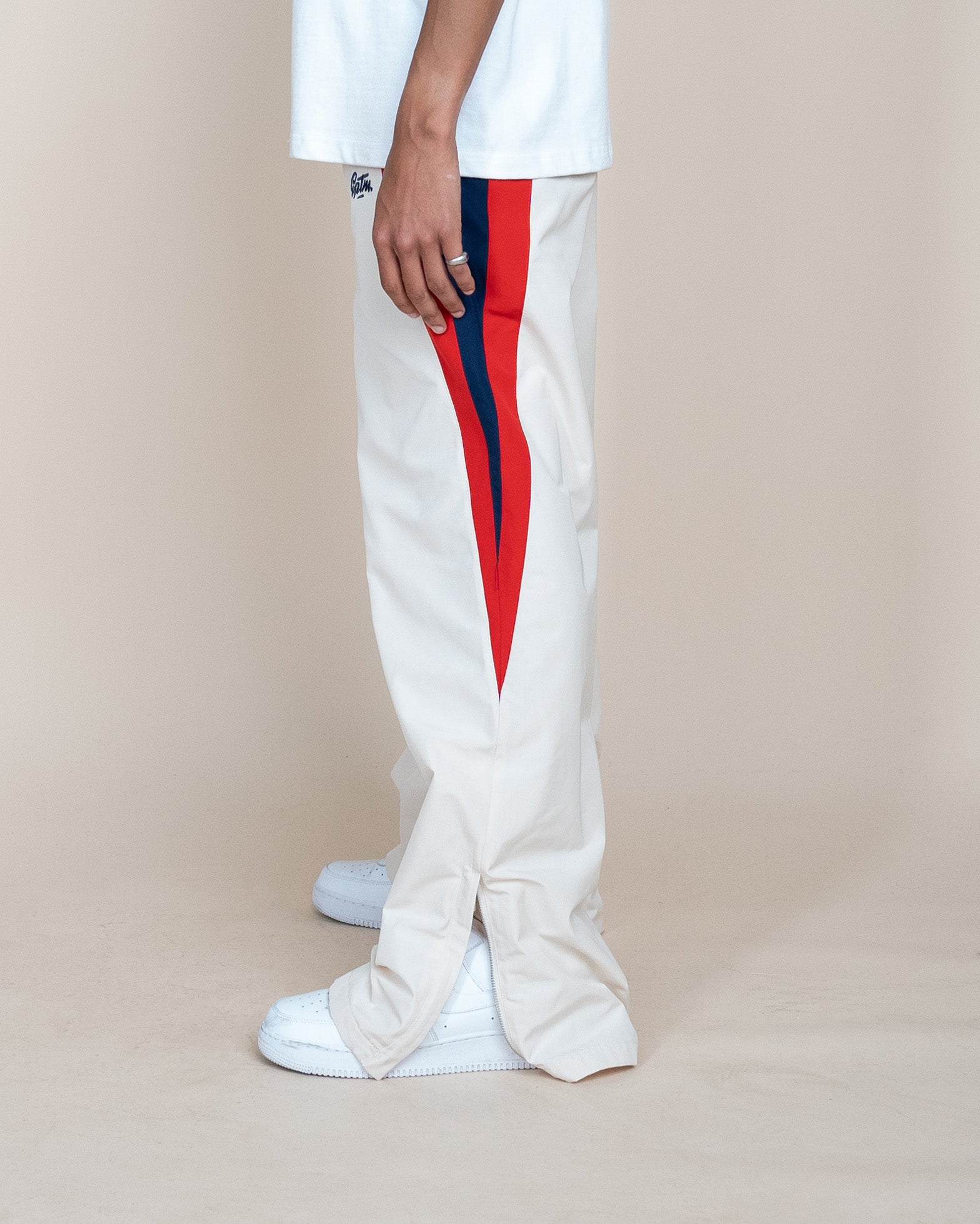 EPTM BIGGIE TRACK PANTS-CREAM