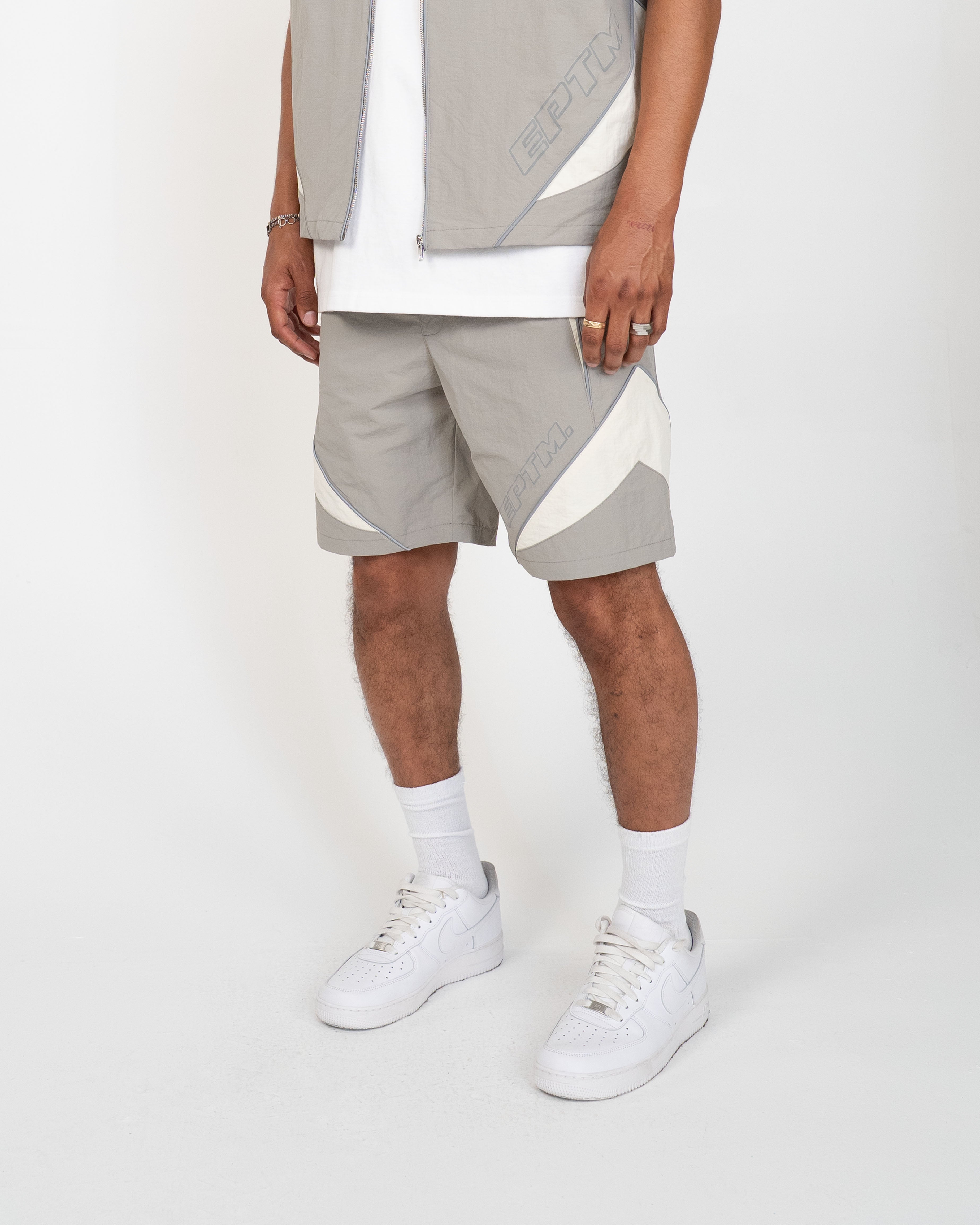 EPTM Brumo Shorts - Silver