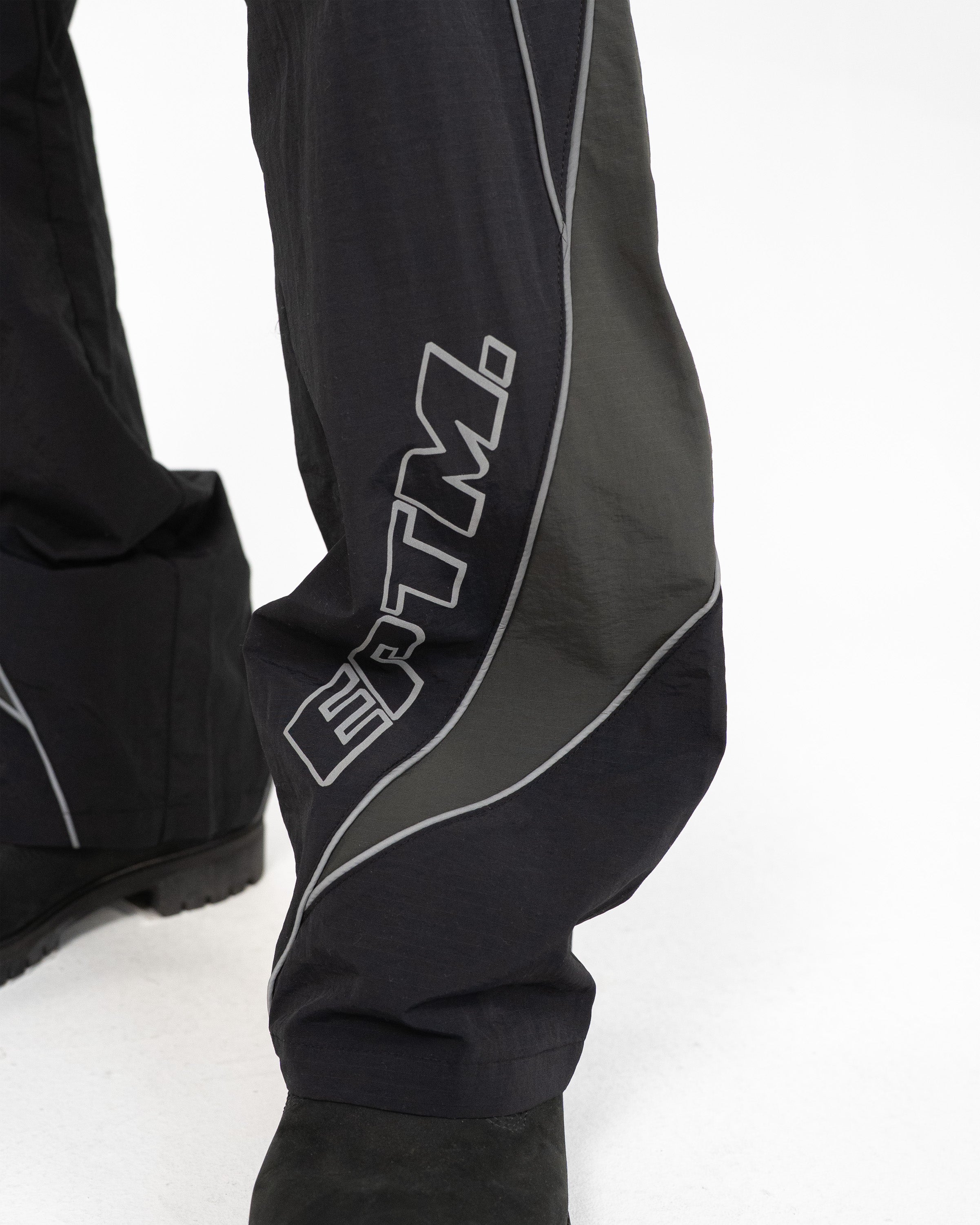EPTM Brumo Pants - Black