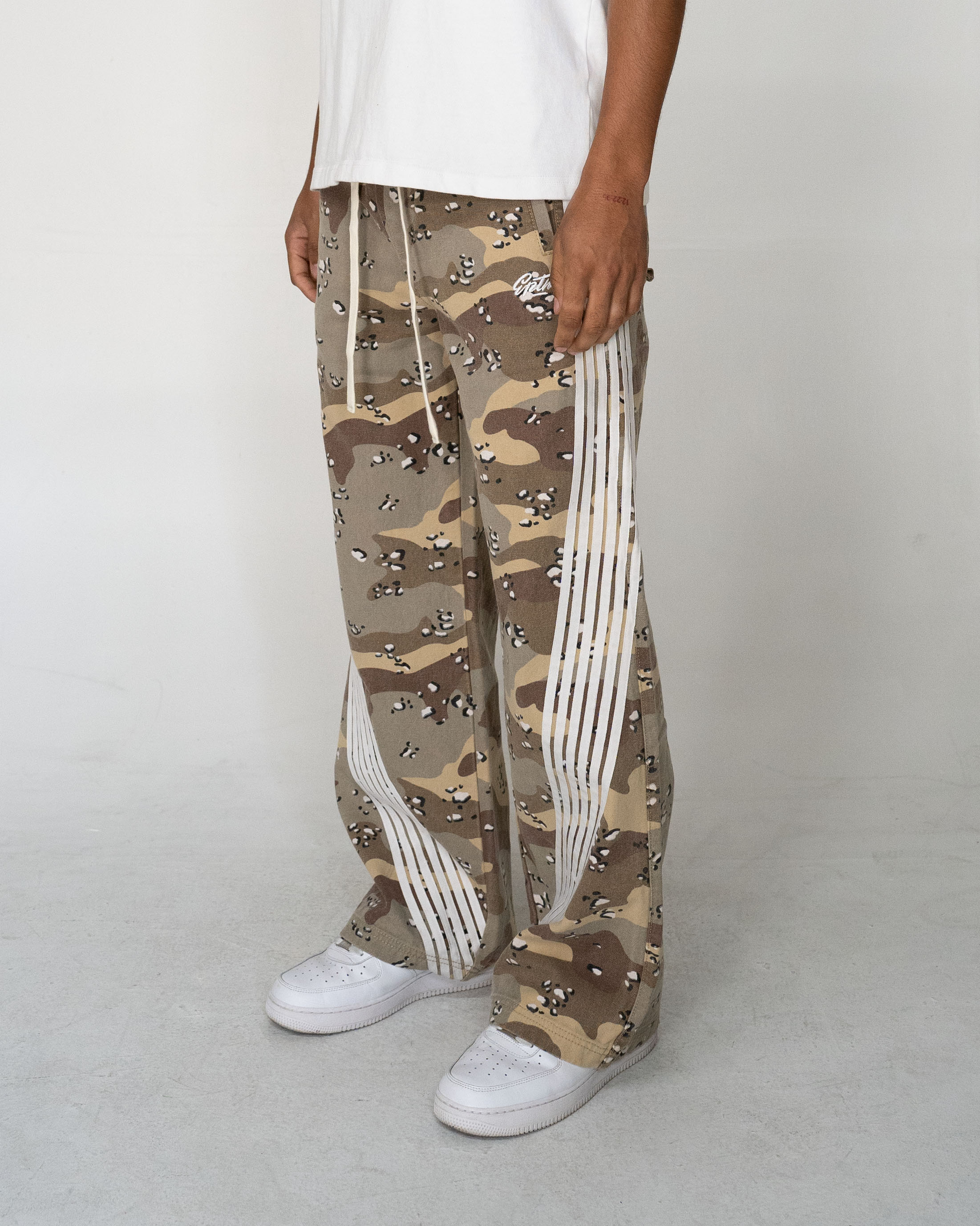 EPTM CAMO HIGHLAND PANTS - DESERT CAMO