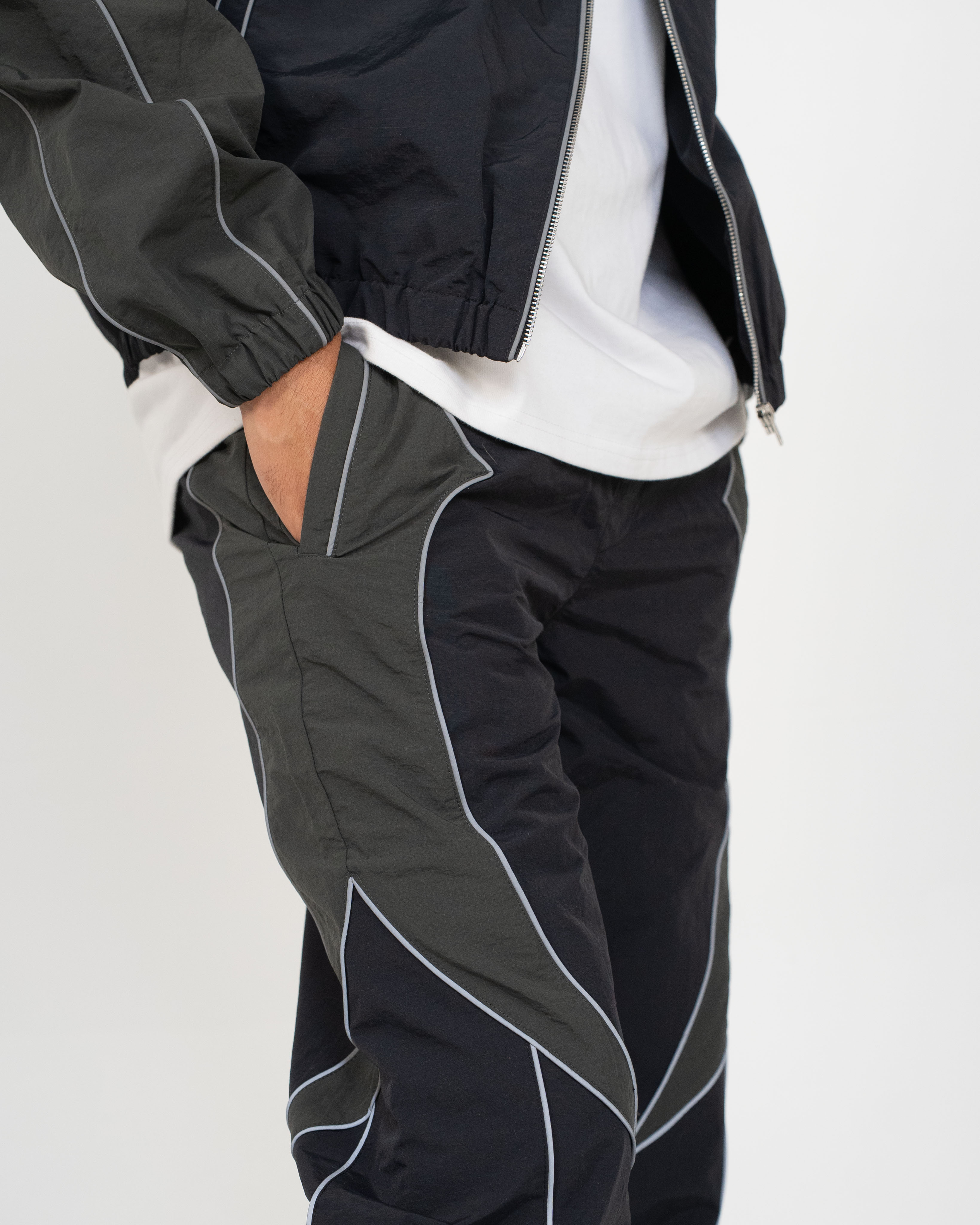 EPTM Clover Pants - Black