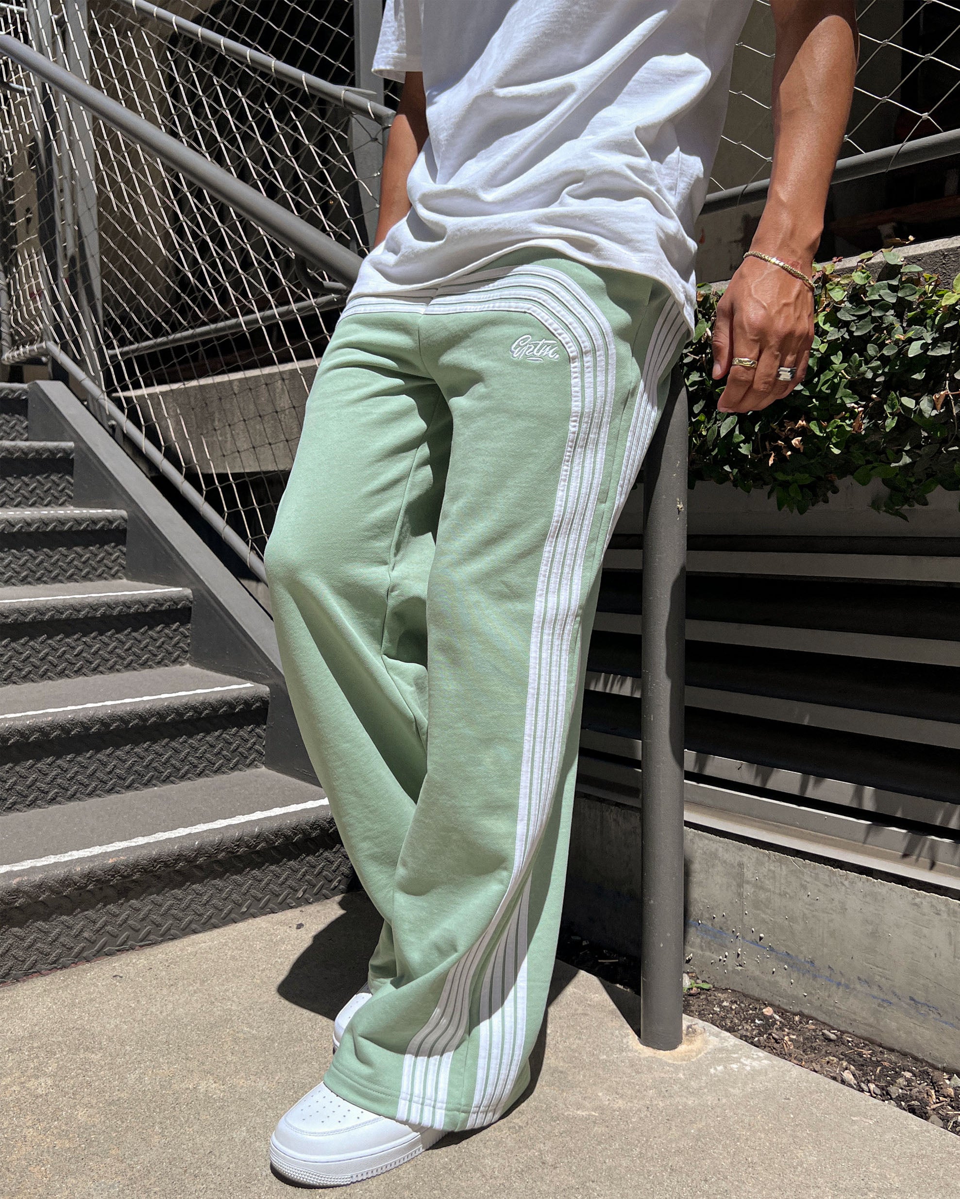 EPTM CURVE TERRY PANTS - SAGE