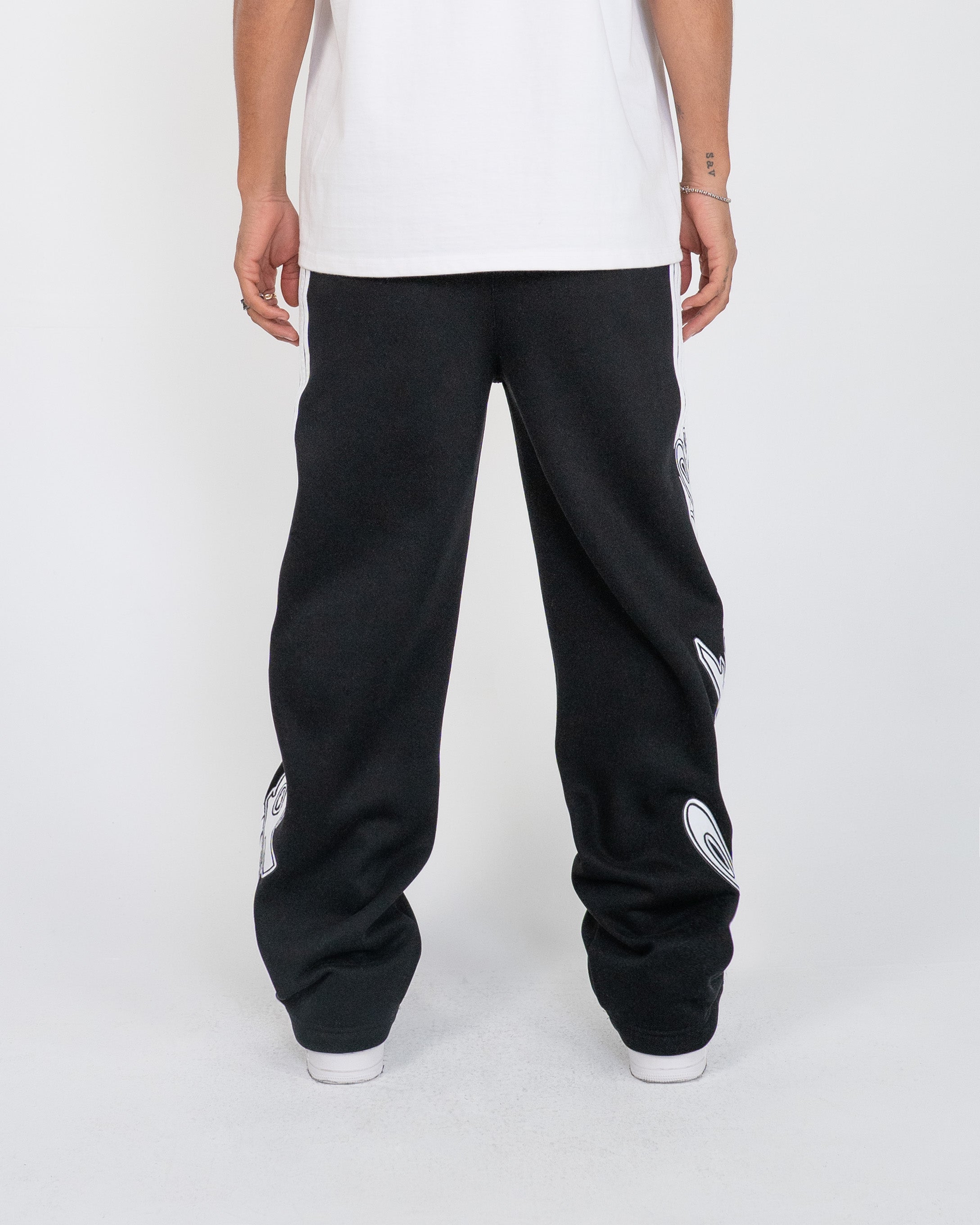 EPTM Epitome Sweatpants - Black