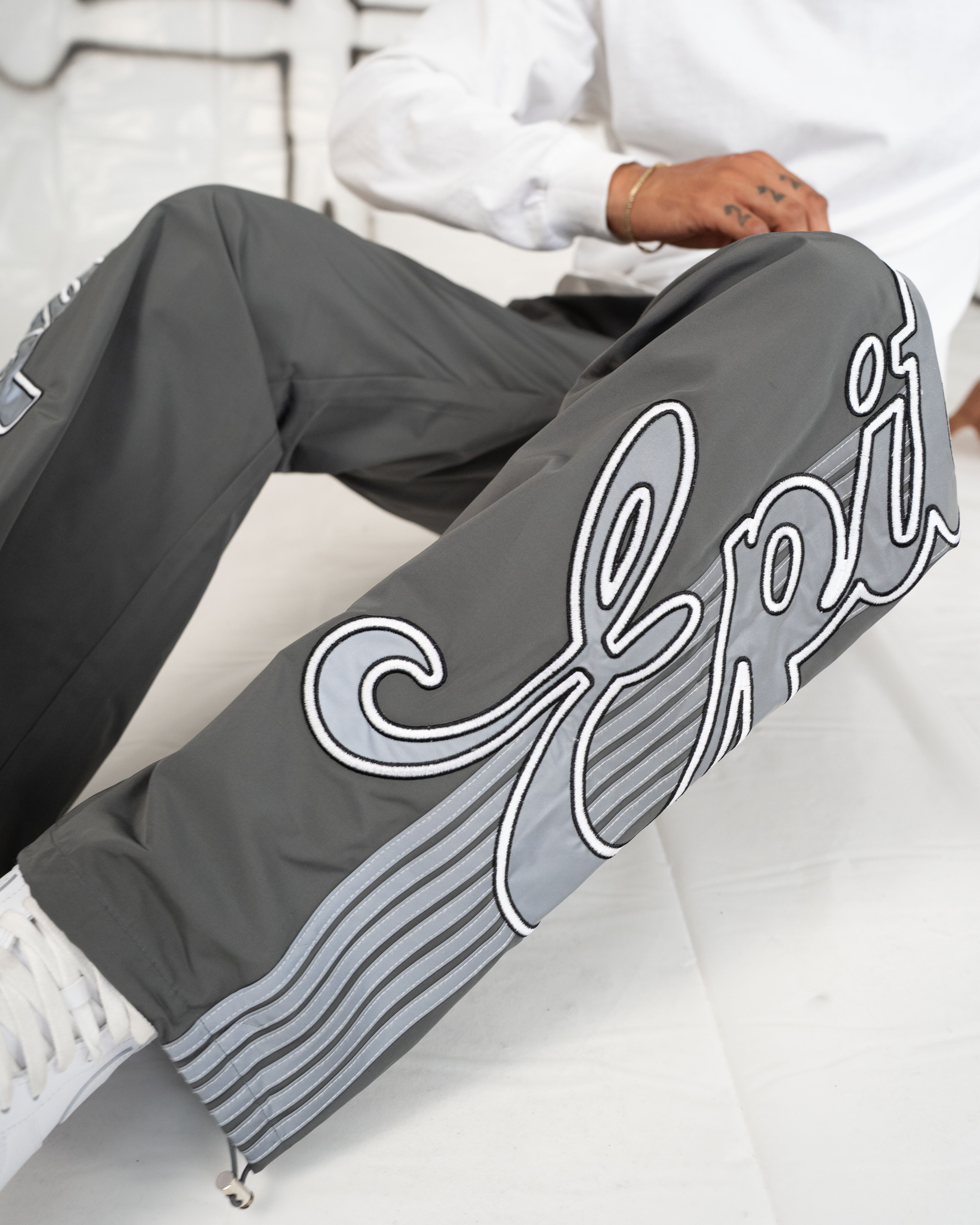 EPTM Epitome Pants - Grey