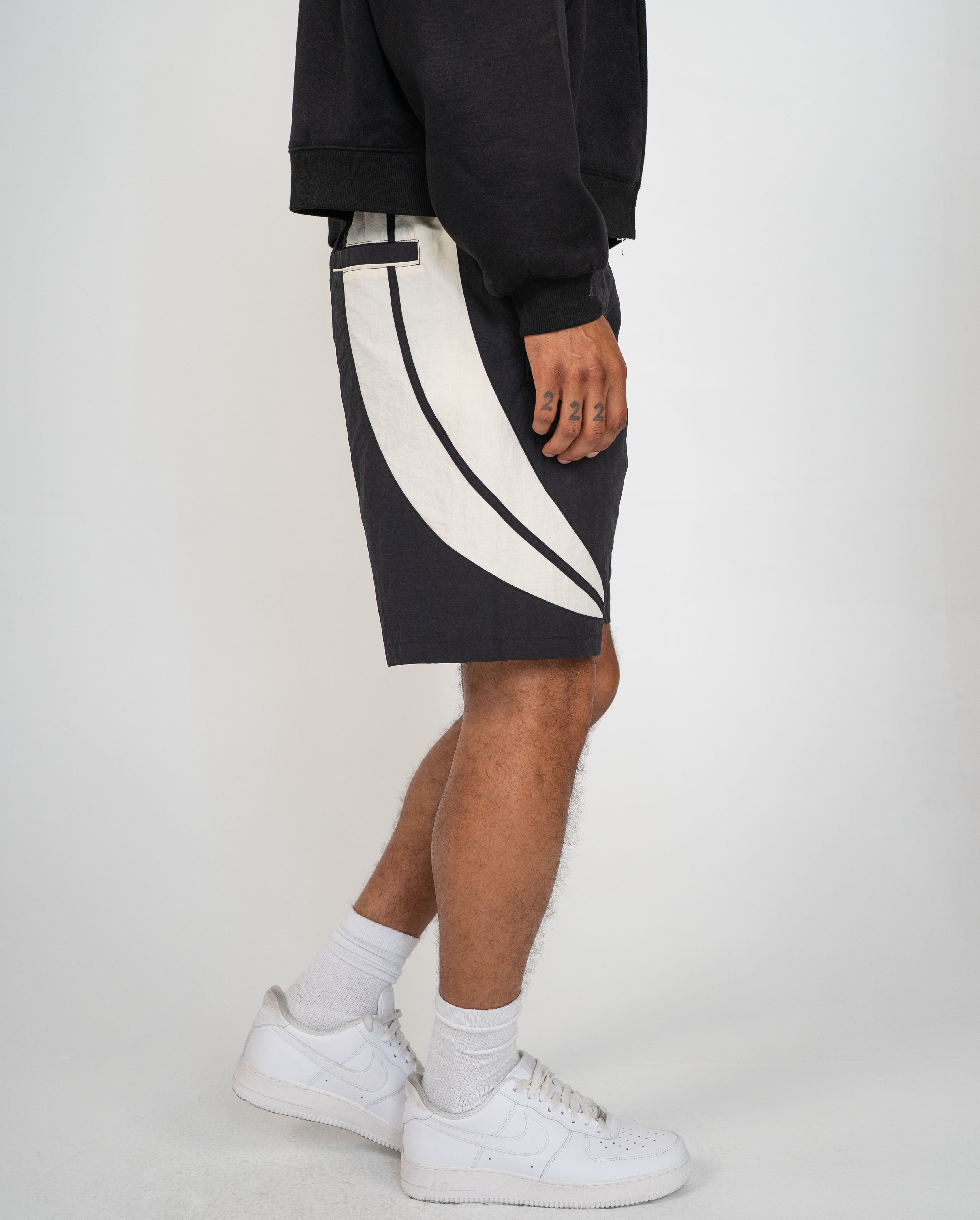 EPTM Hanger Shorts - Black