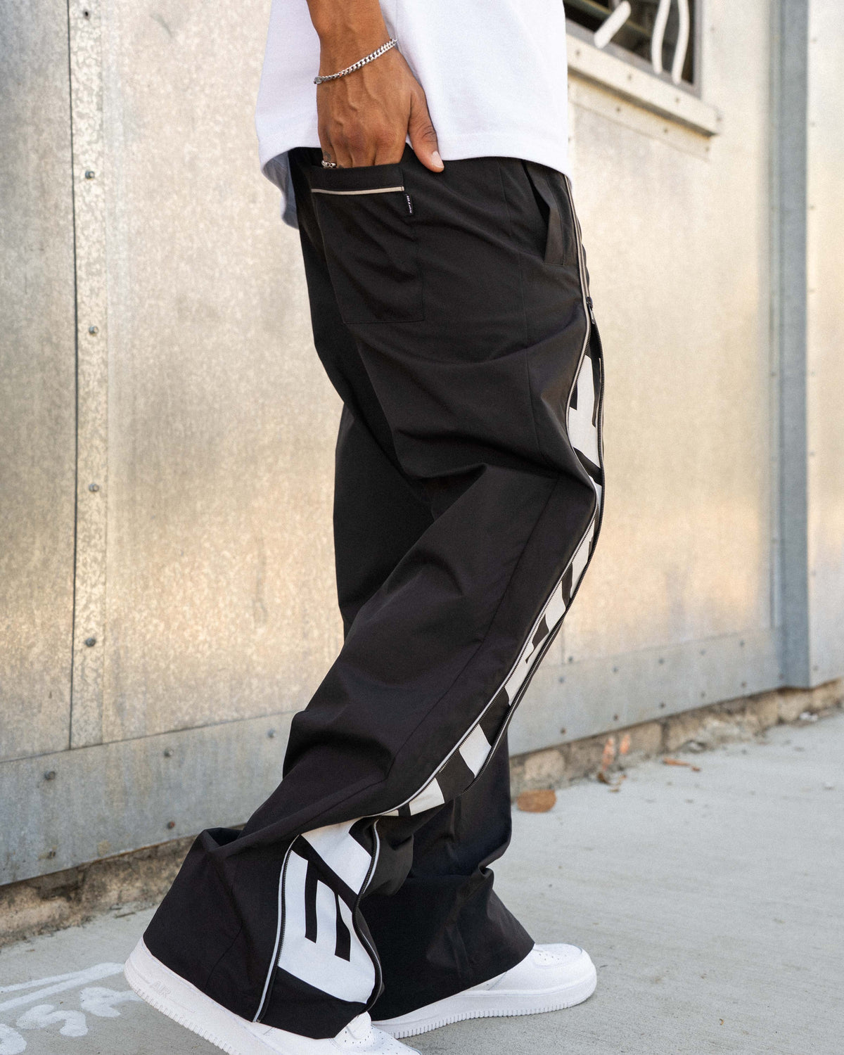 EPTM Hidden Pants - Black