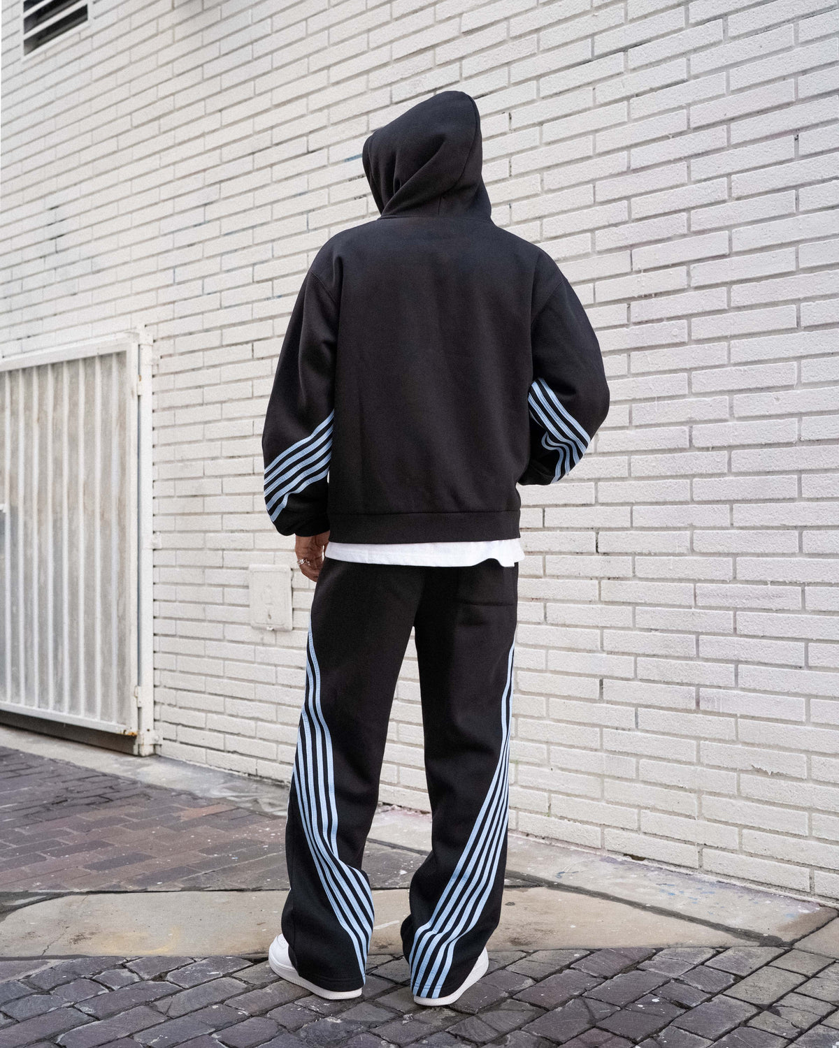 EPTM Highline Zip Up Hoodie - Black