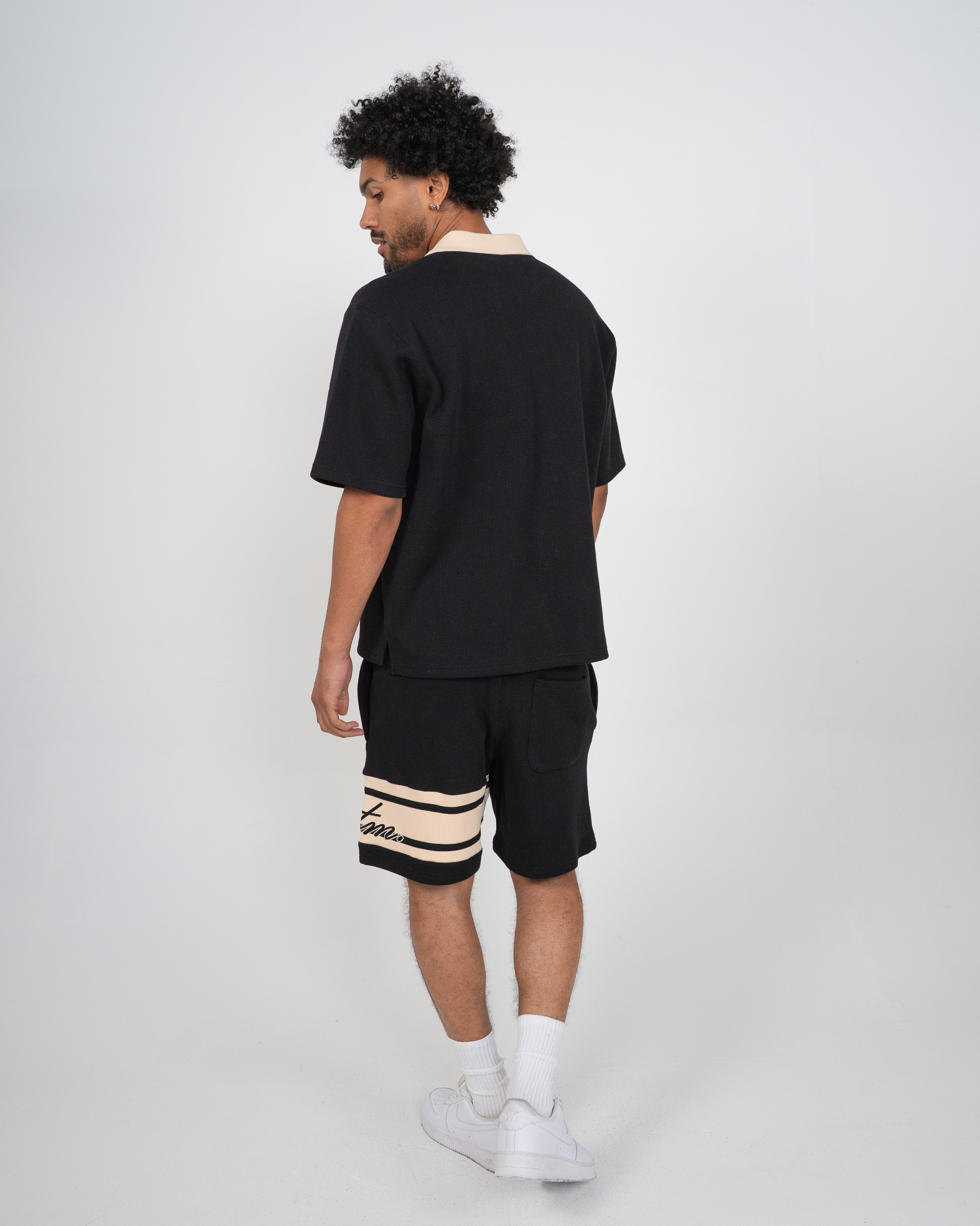 EPTM Kora Shorts - Black