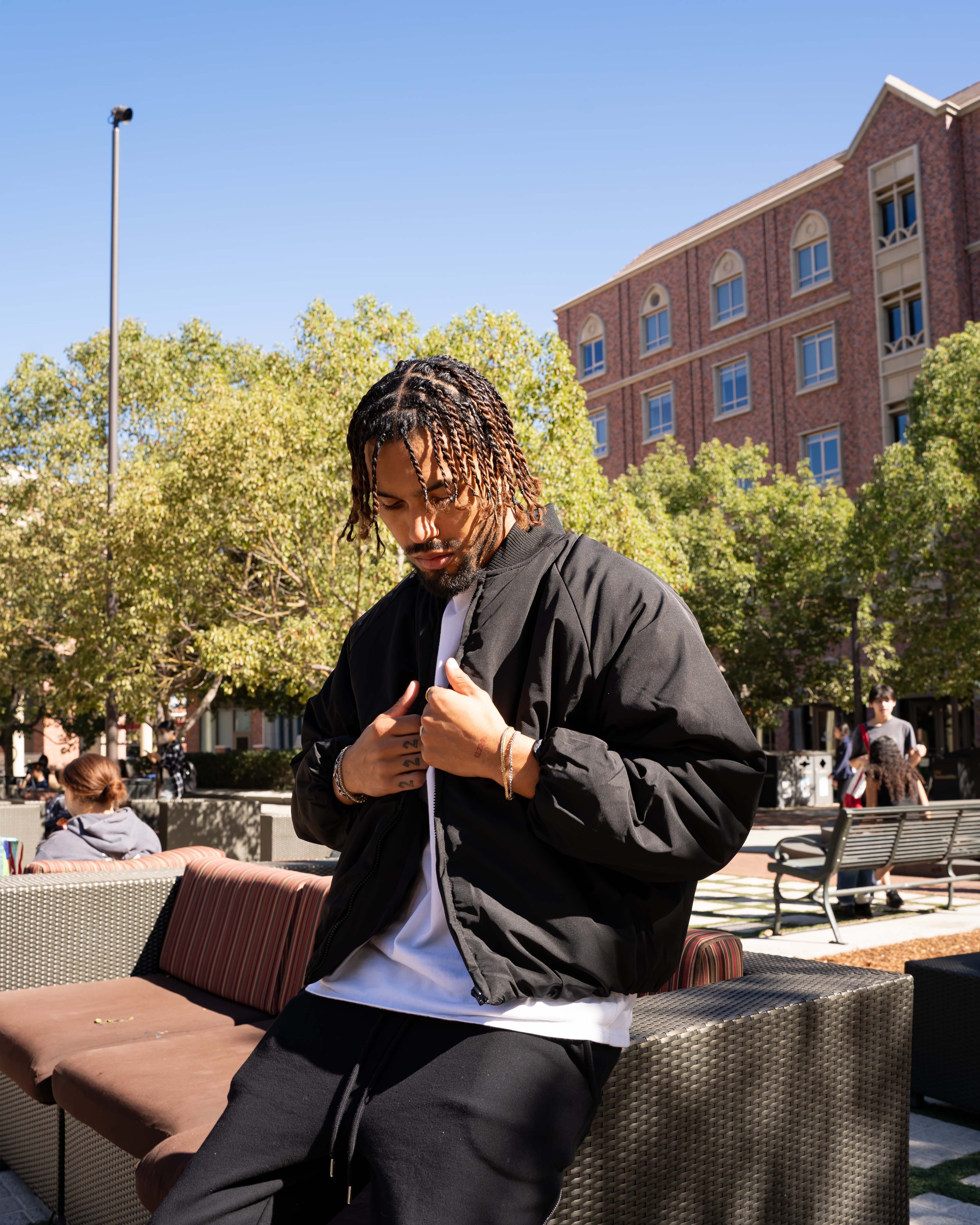 EPTM ZIP FLARED SWEATPANTS - BLACK