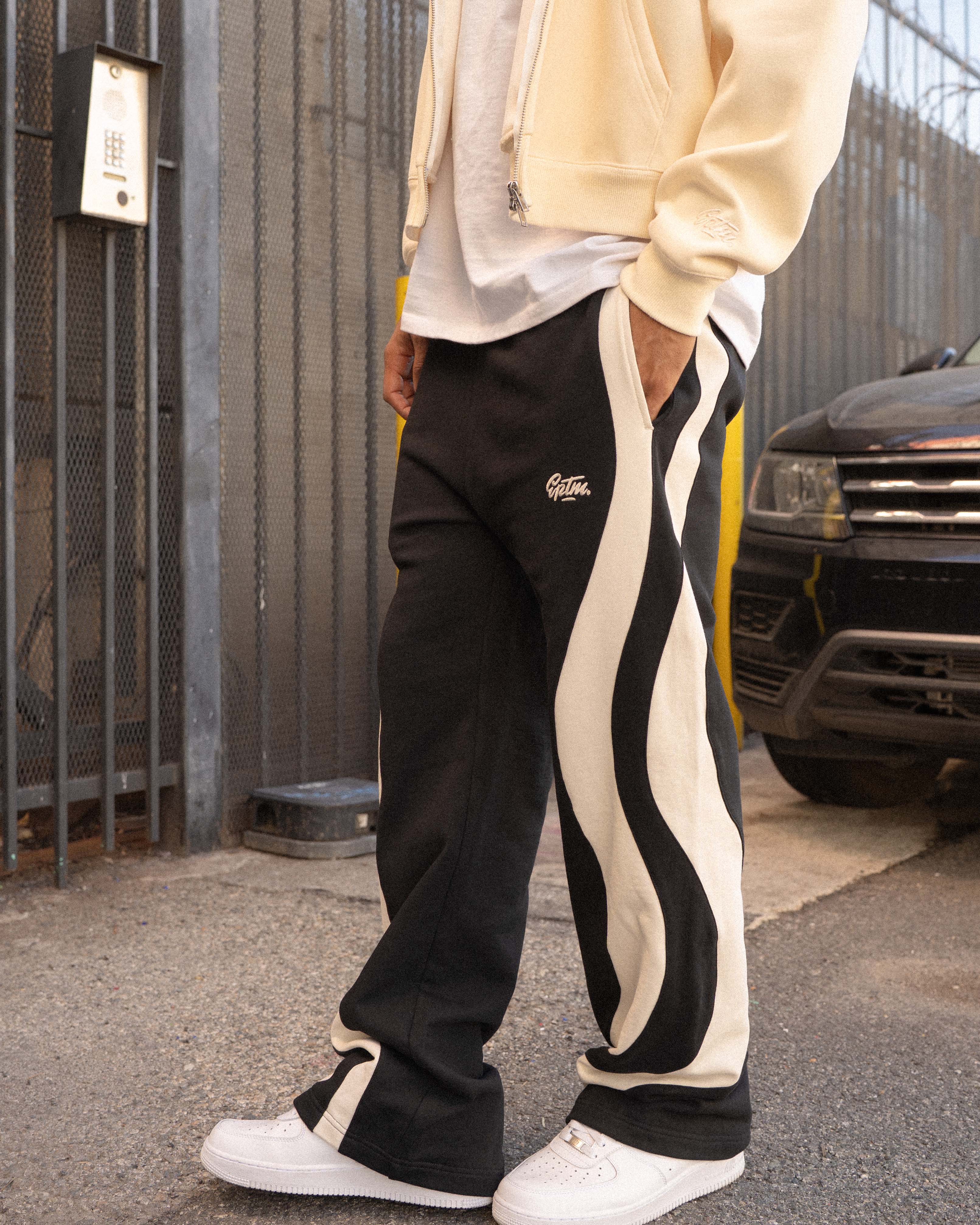 EPTM Montana Sweatpants - Black