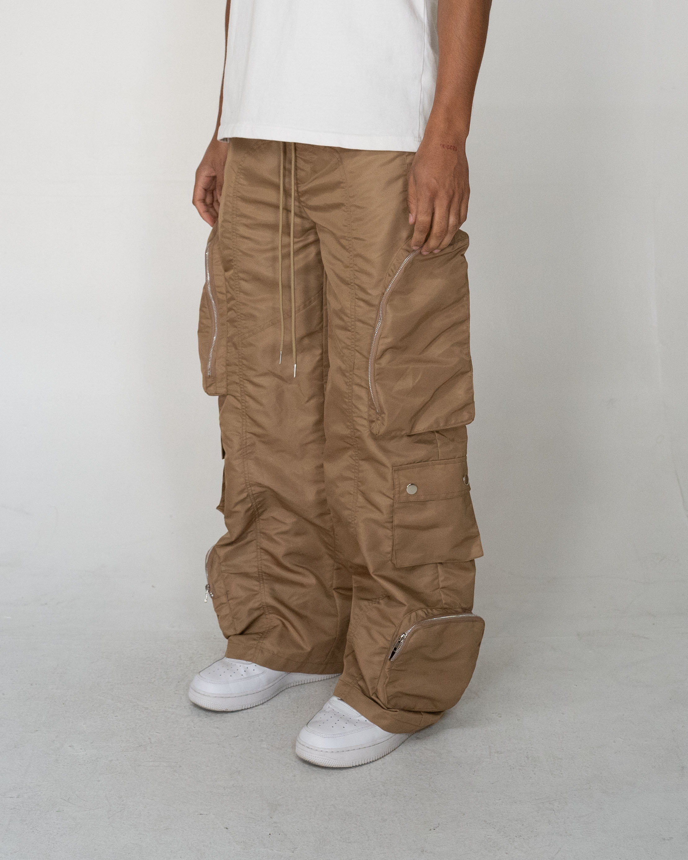 EPTM BAGGY MOON ZIP CARGO PANTS - KHAKI