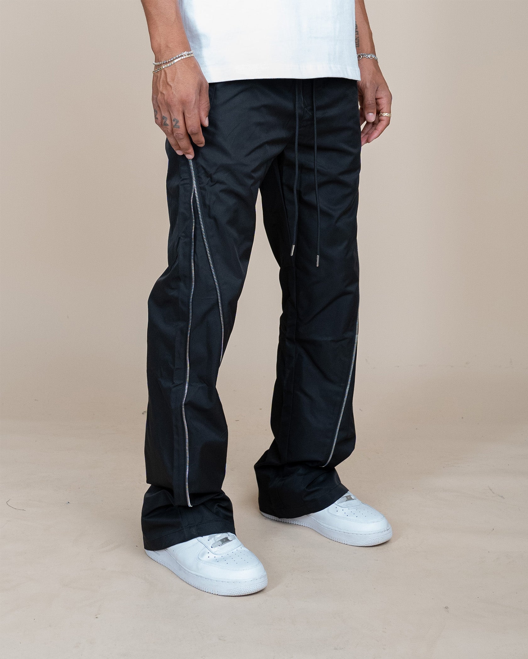 EPTM NYLON ZIP FLARED PANTS - BLACK