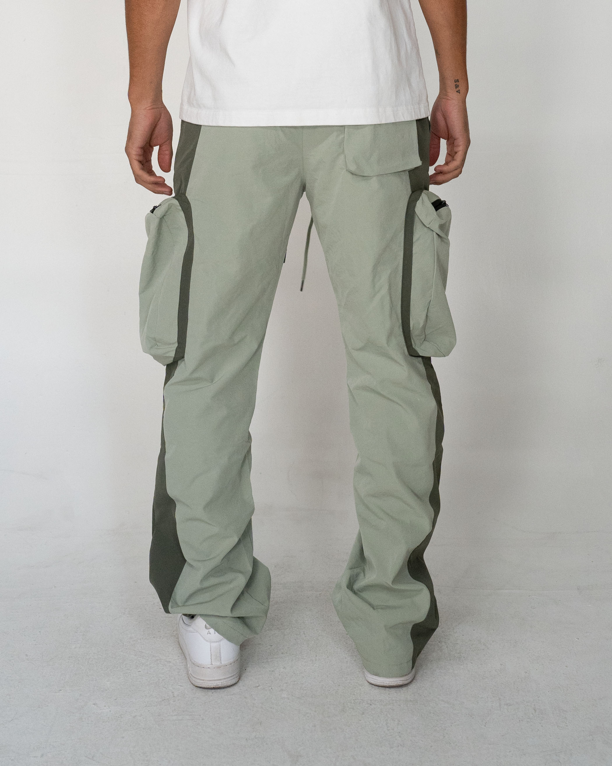 EPTM ORBIT FLARE PANTS - SAGE