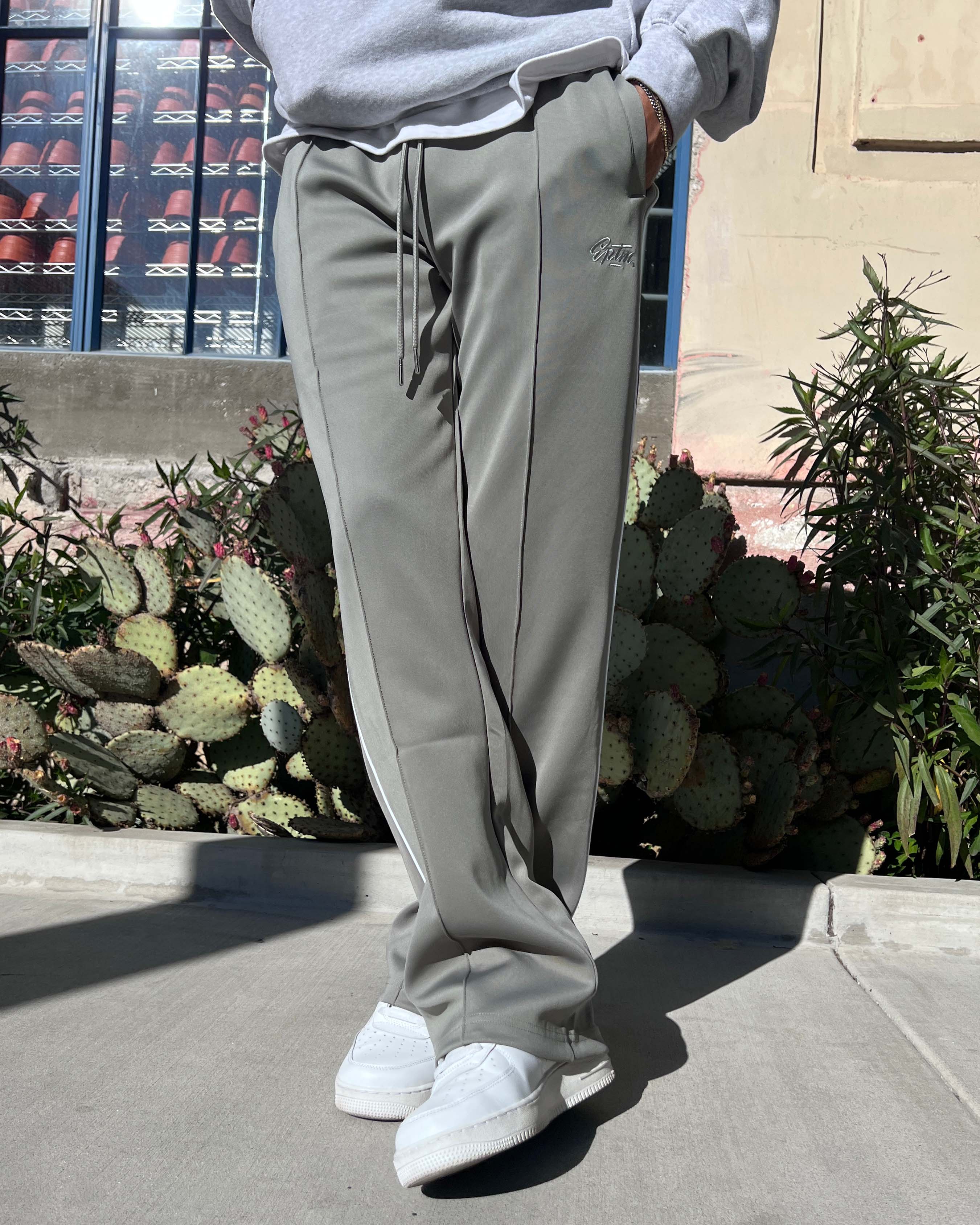 PERFECT PIPING TRACK PANTS - GREY