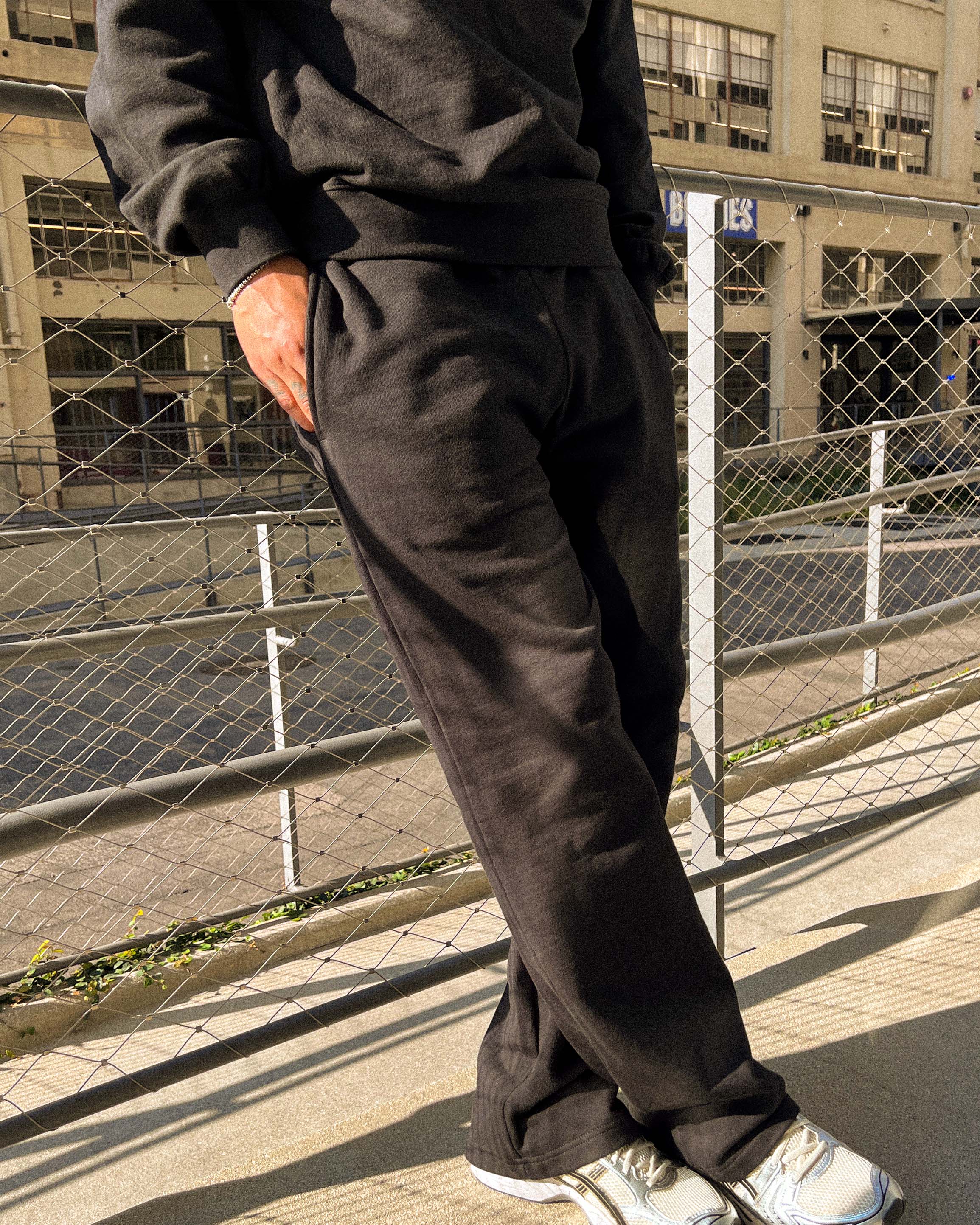 EPTM Perfect Sweatpants - Black