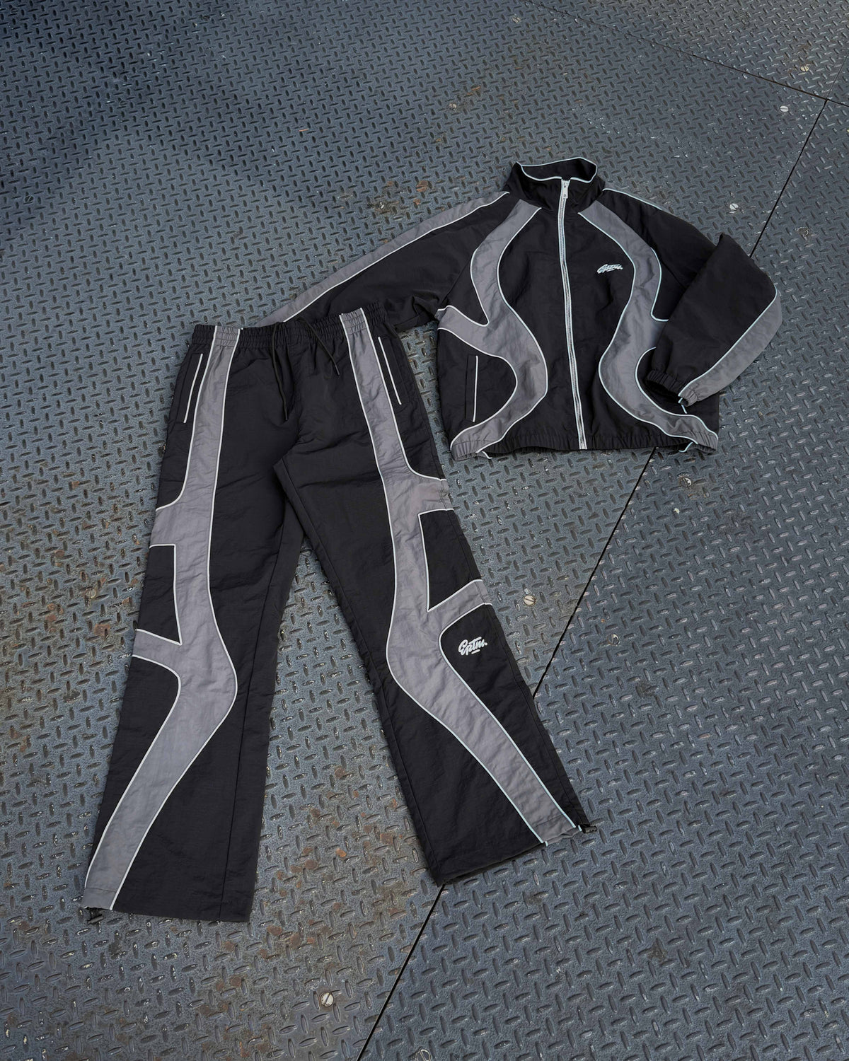 EPTM Syntax Jacket - Black