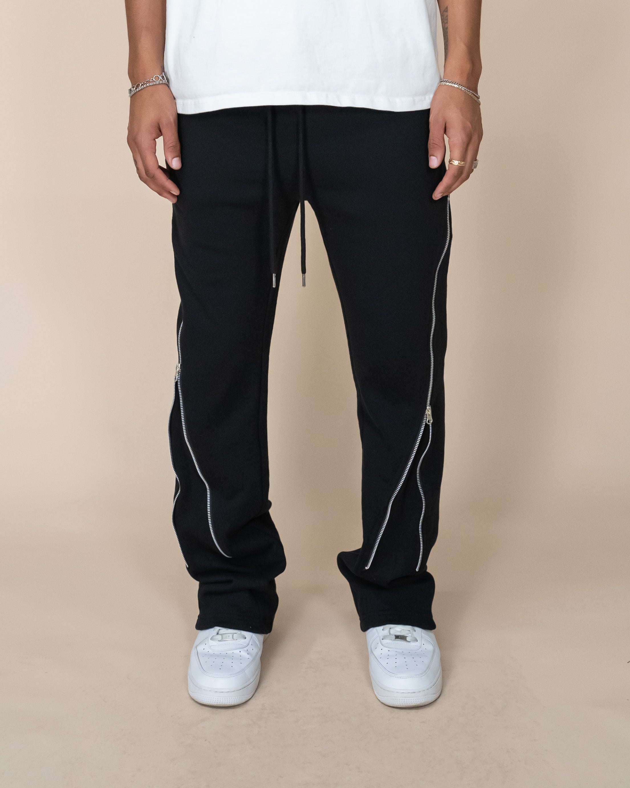 EPTM ZIP FLARED SWEATPANTS - BLACK