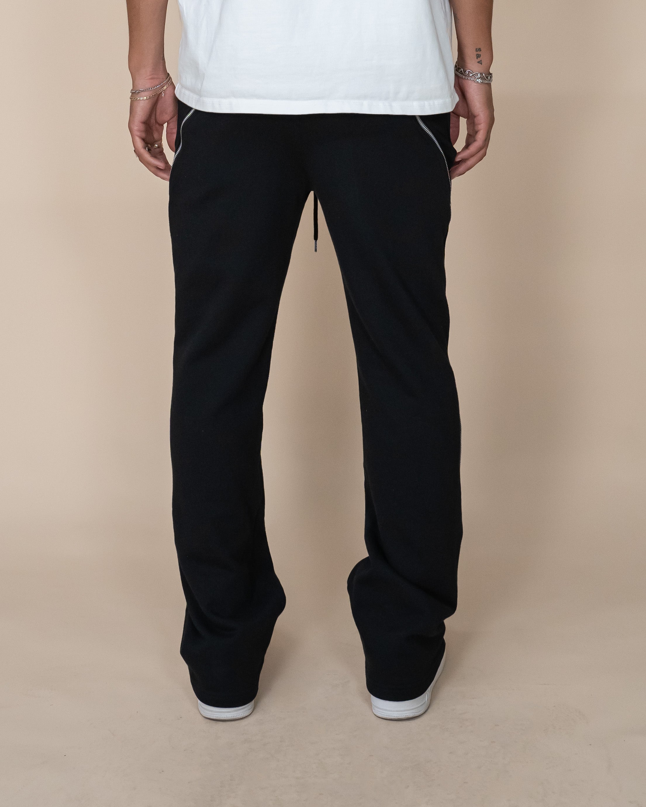 EPTM ZIP FLARED SWEATPANTS - BLACK