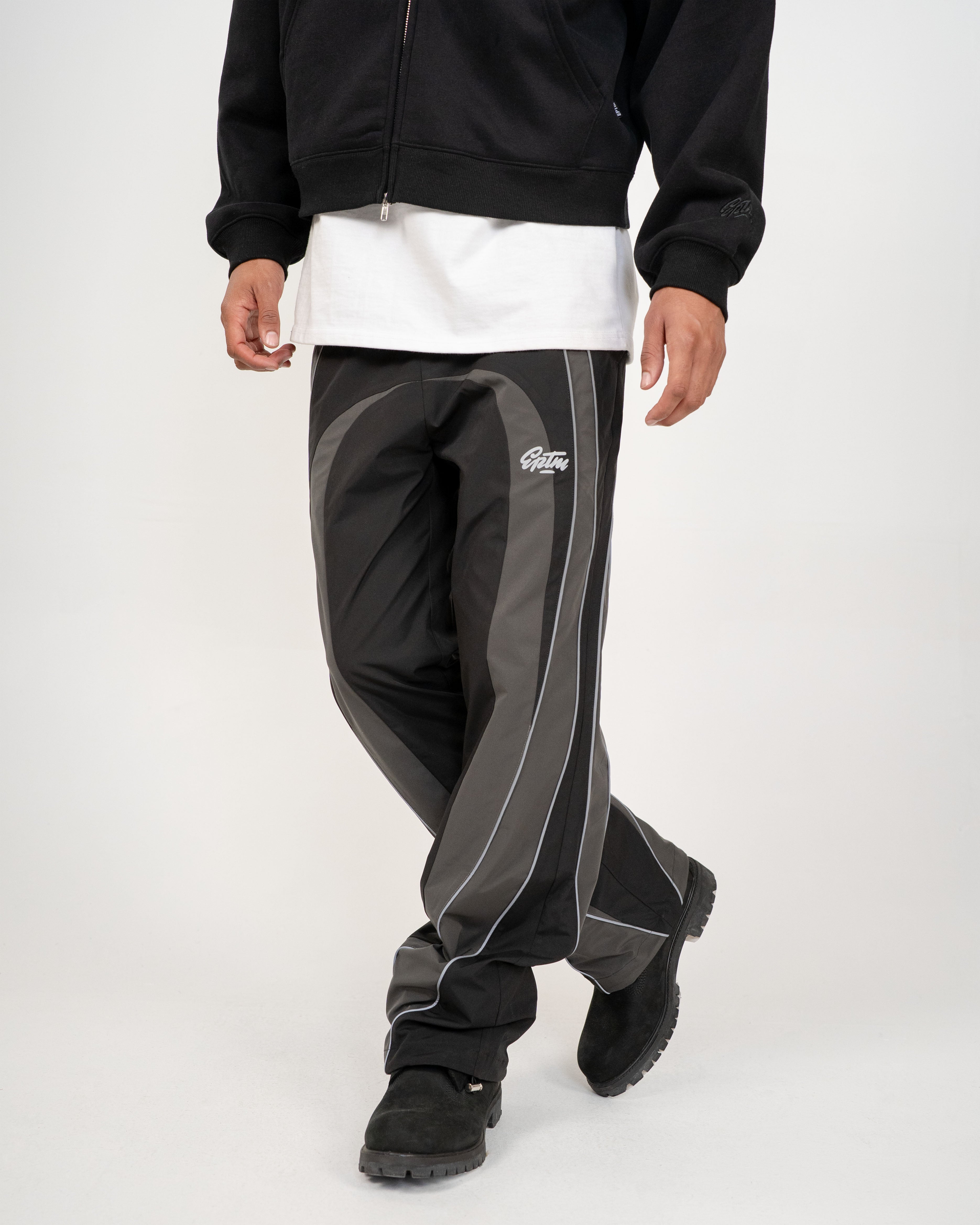 EPTM Uo Pants - Black