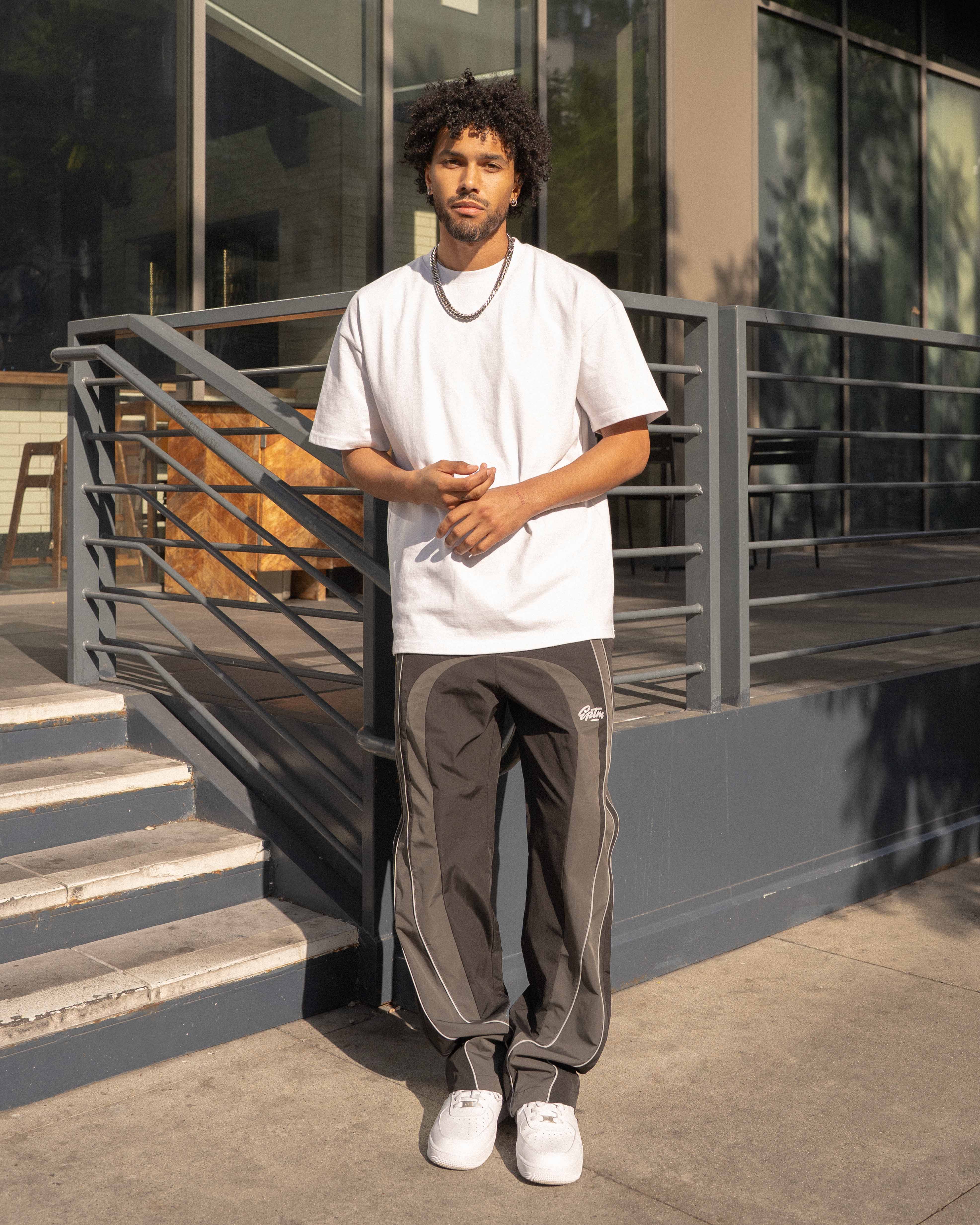 EPTM Uo Pants - Black