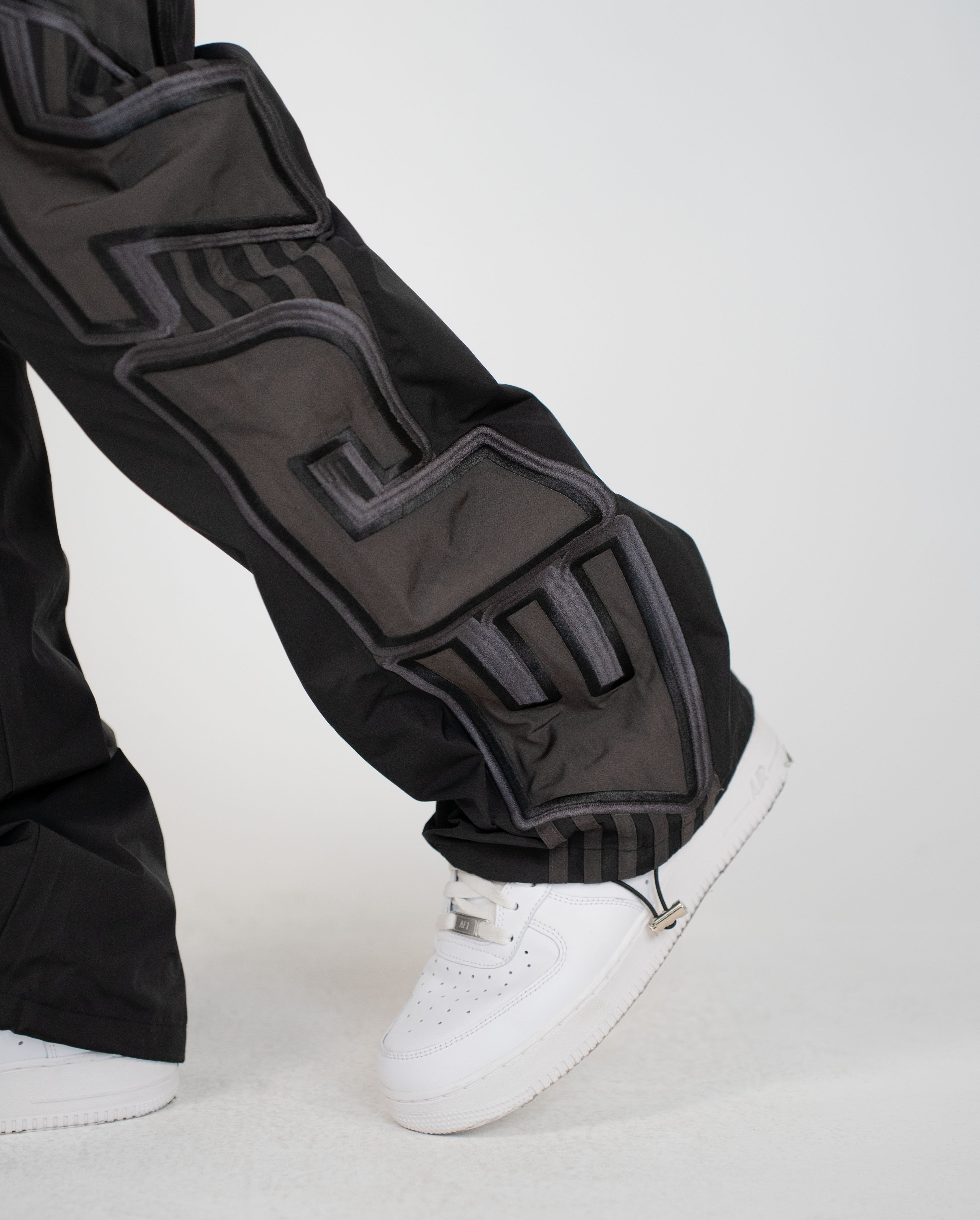 EPTM Vivid Pants - Black