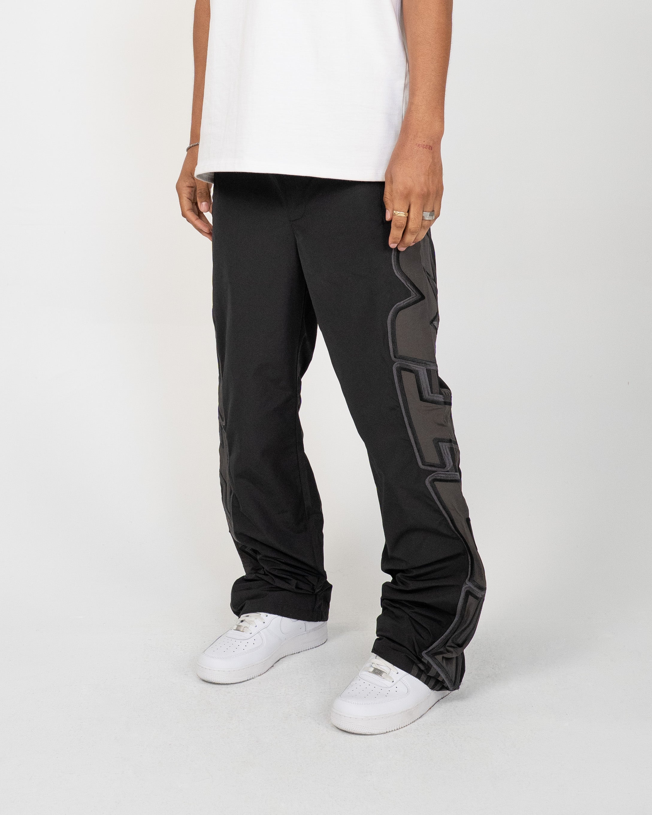 EPTM Vivid Pants - Black