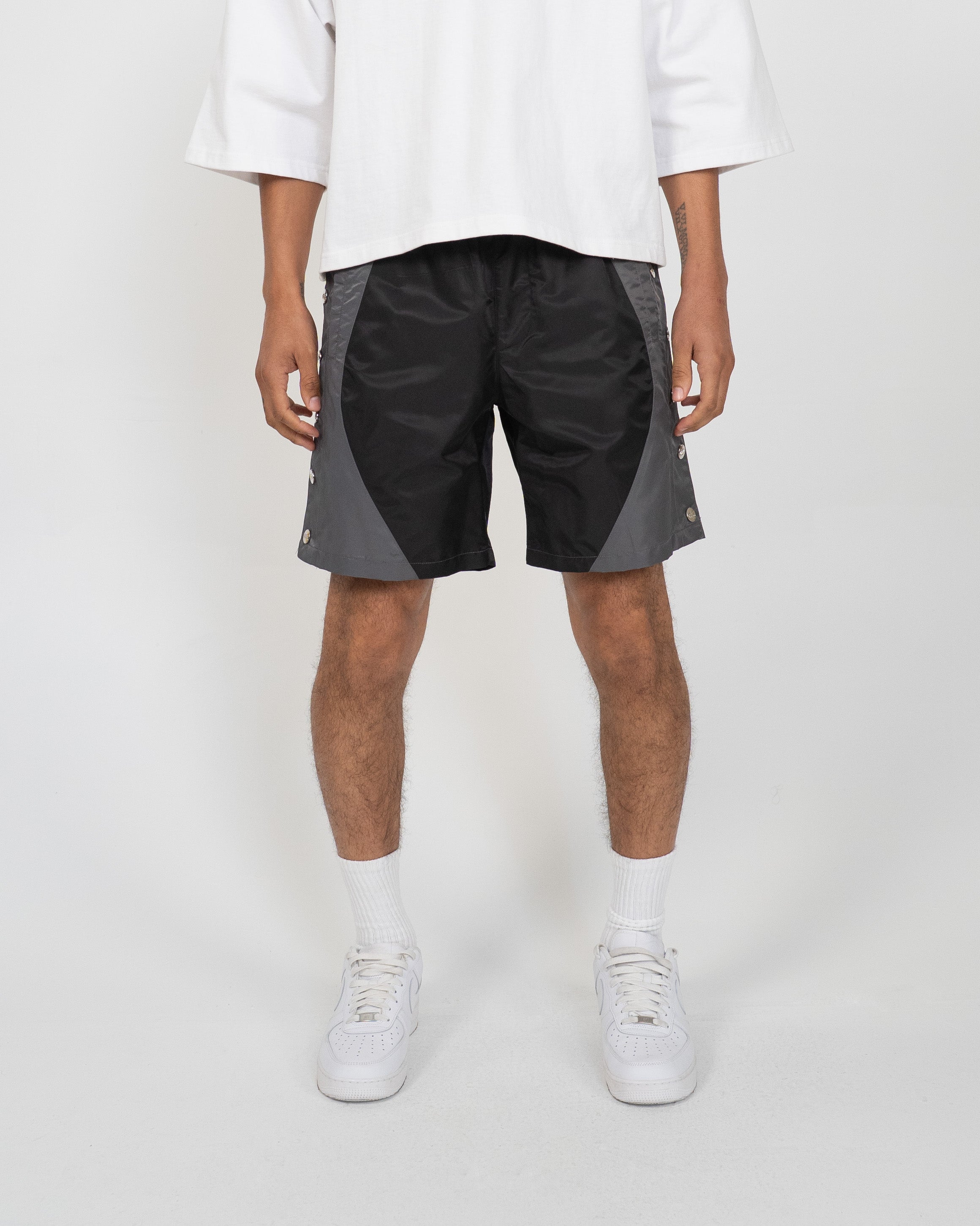 EPTM Xando Shorts - Black