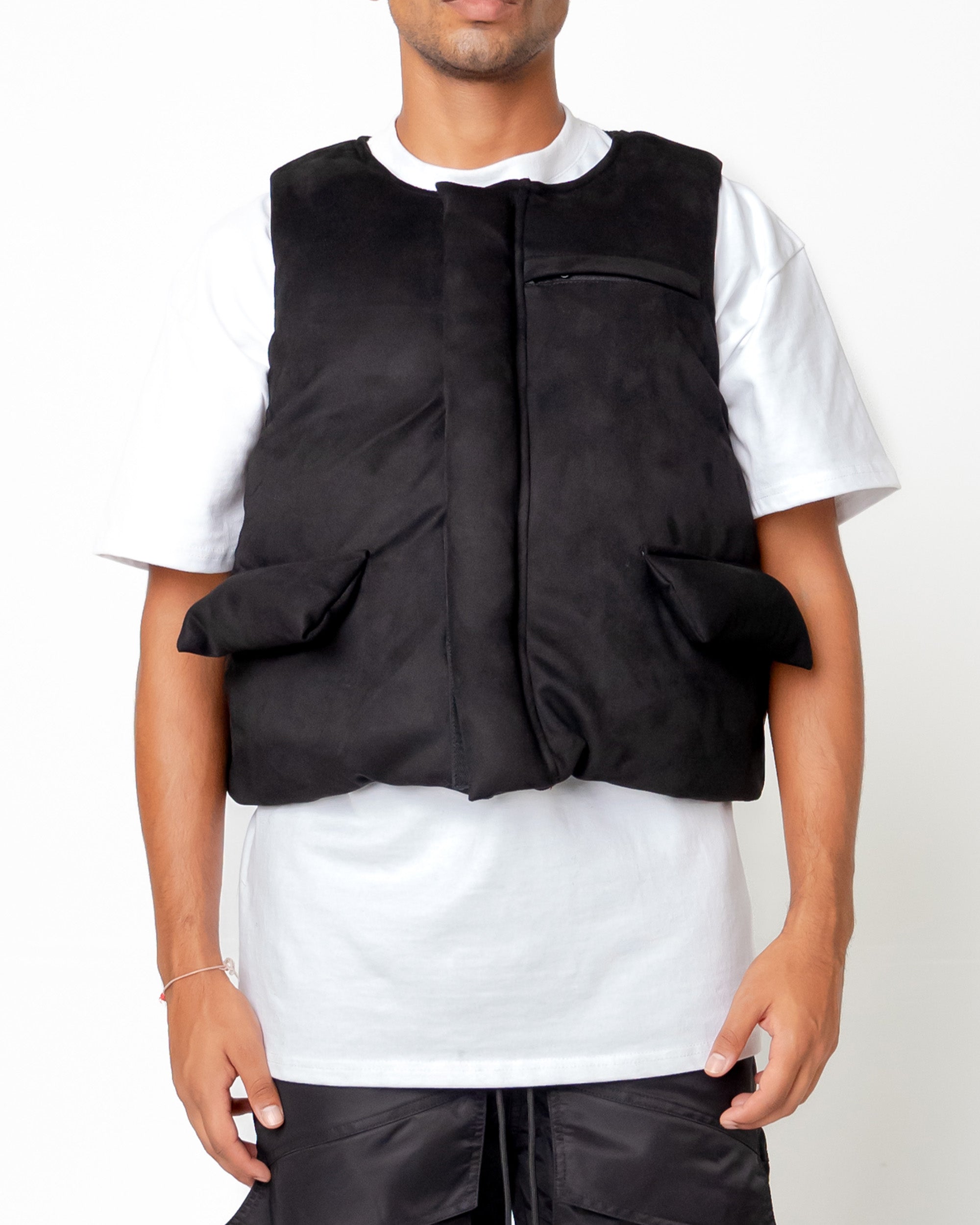 EPTM SUEDE BUBBLE VEST-BLACK