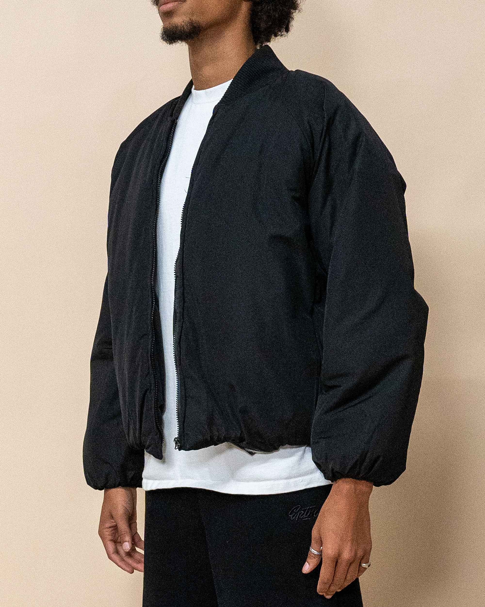 EPTM CAPITAL CROPPED BOMBER-BLACK