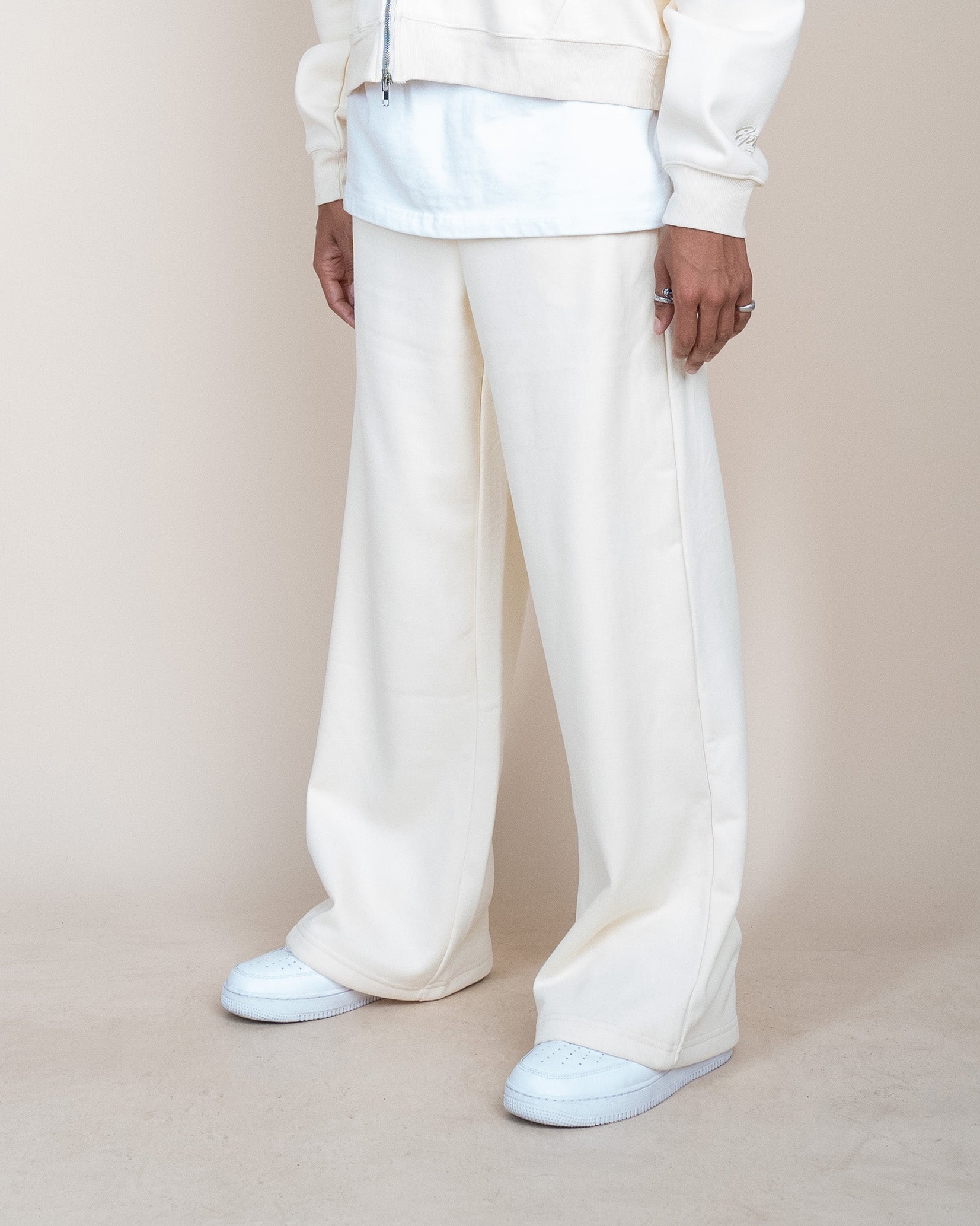 EPTM PERFECT BAGGY FLEECE PANTS - CREAM